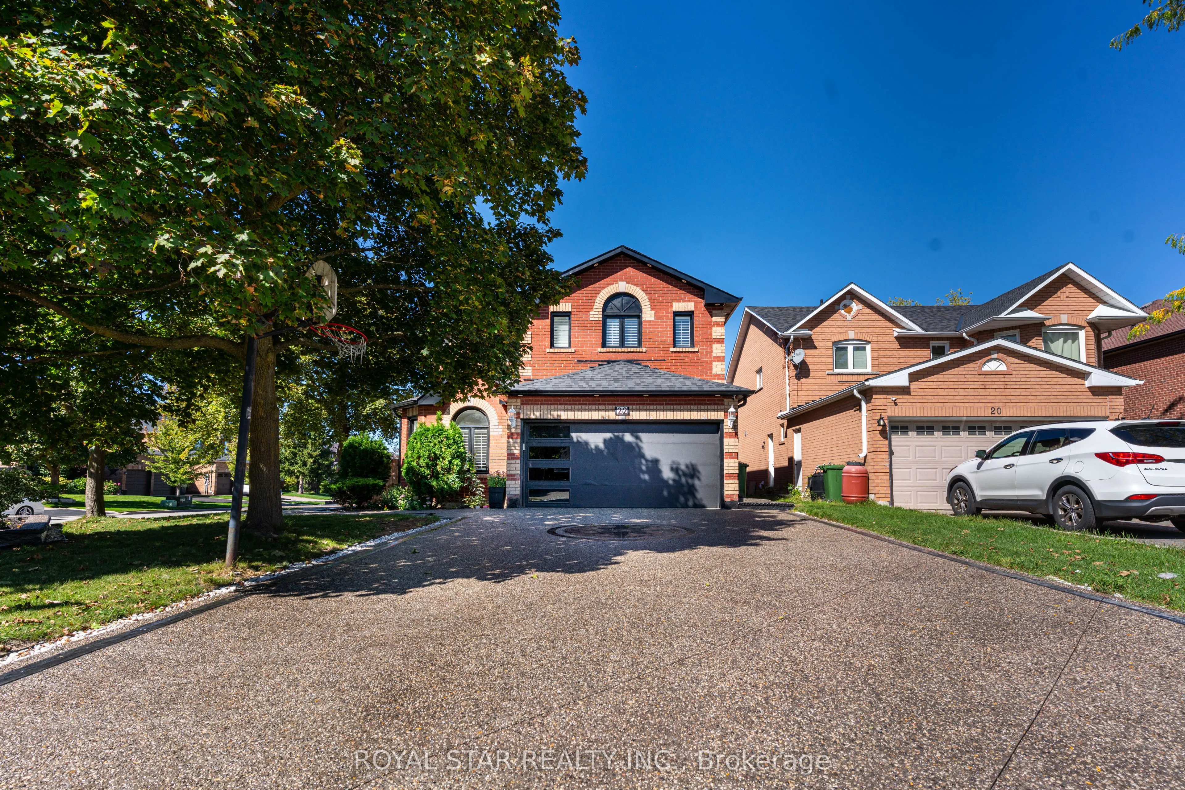 22 Livingston Drive