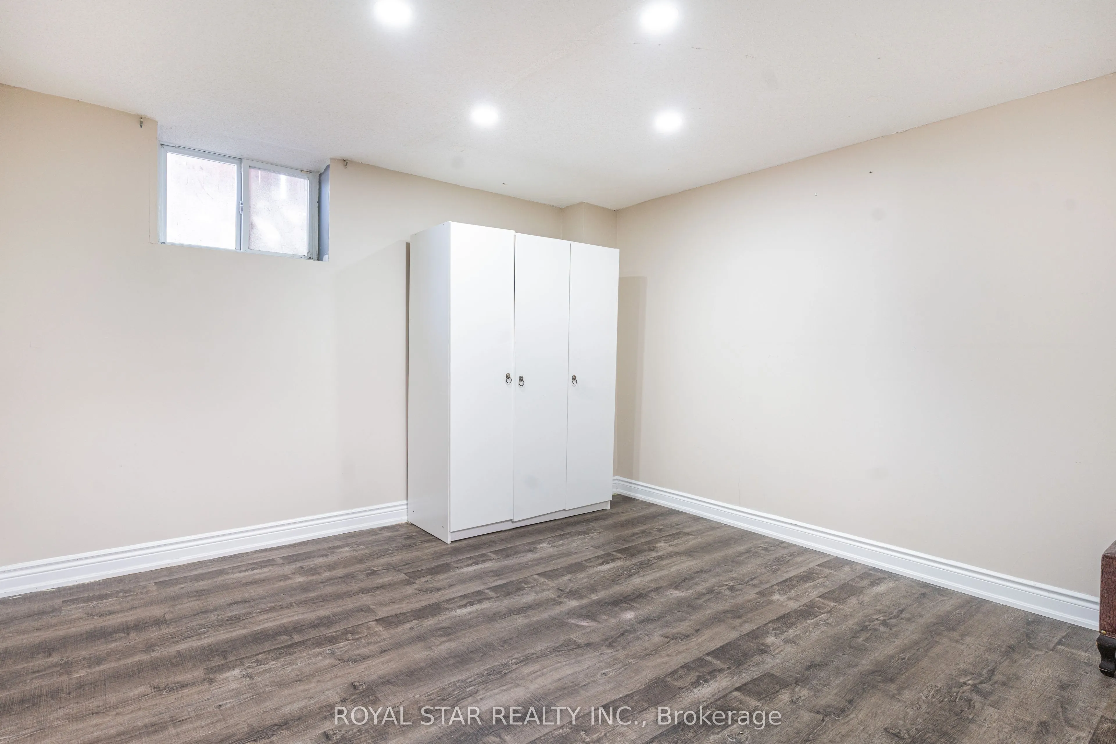 22 Livingston Drive