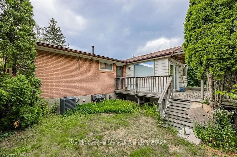 545 SANDBROOK Road