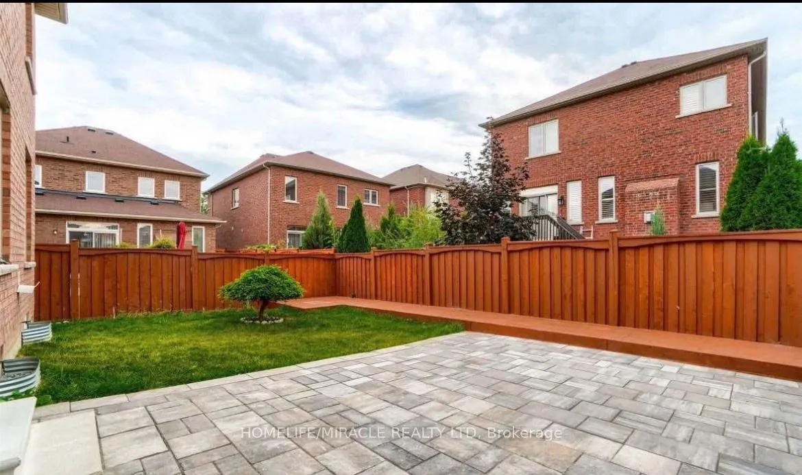 144 George Robinson Drive