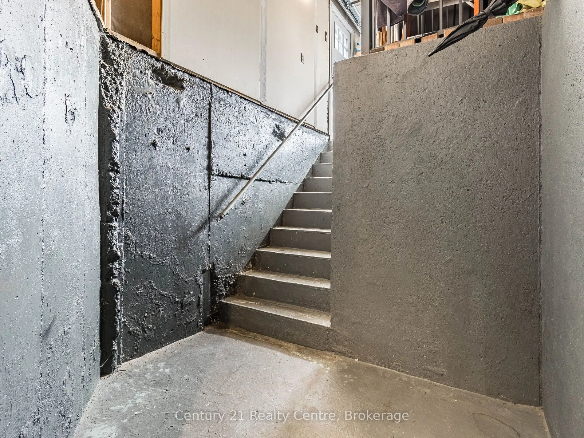 34 Niagara Place, #Basement