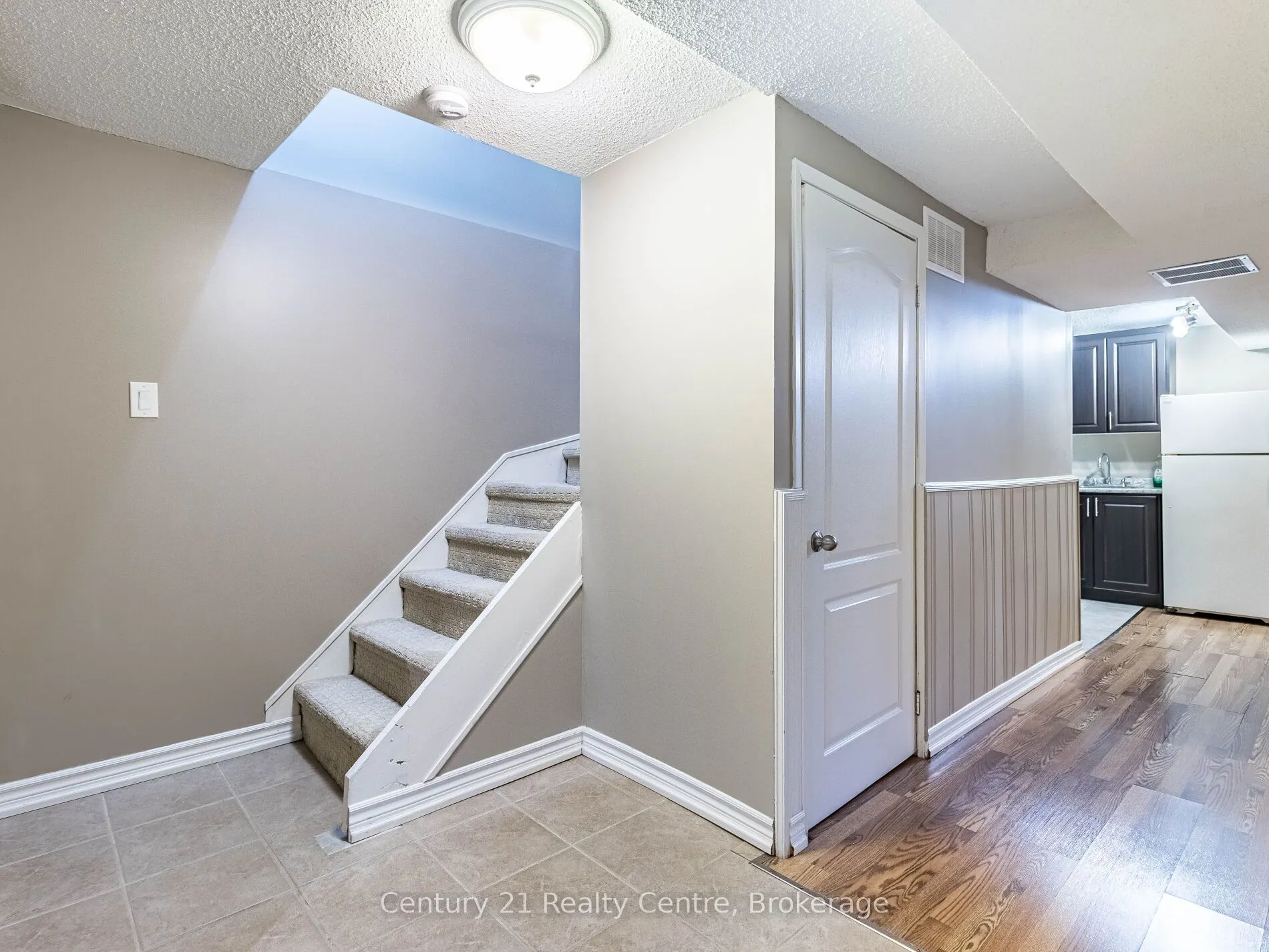 34 Niagara Place, #Basement