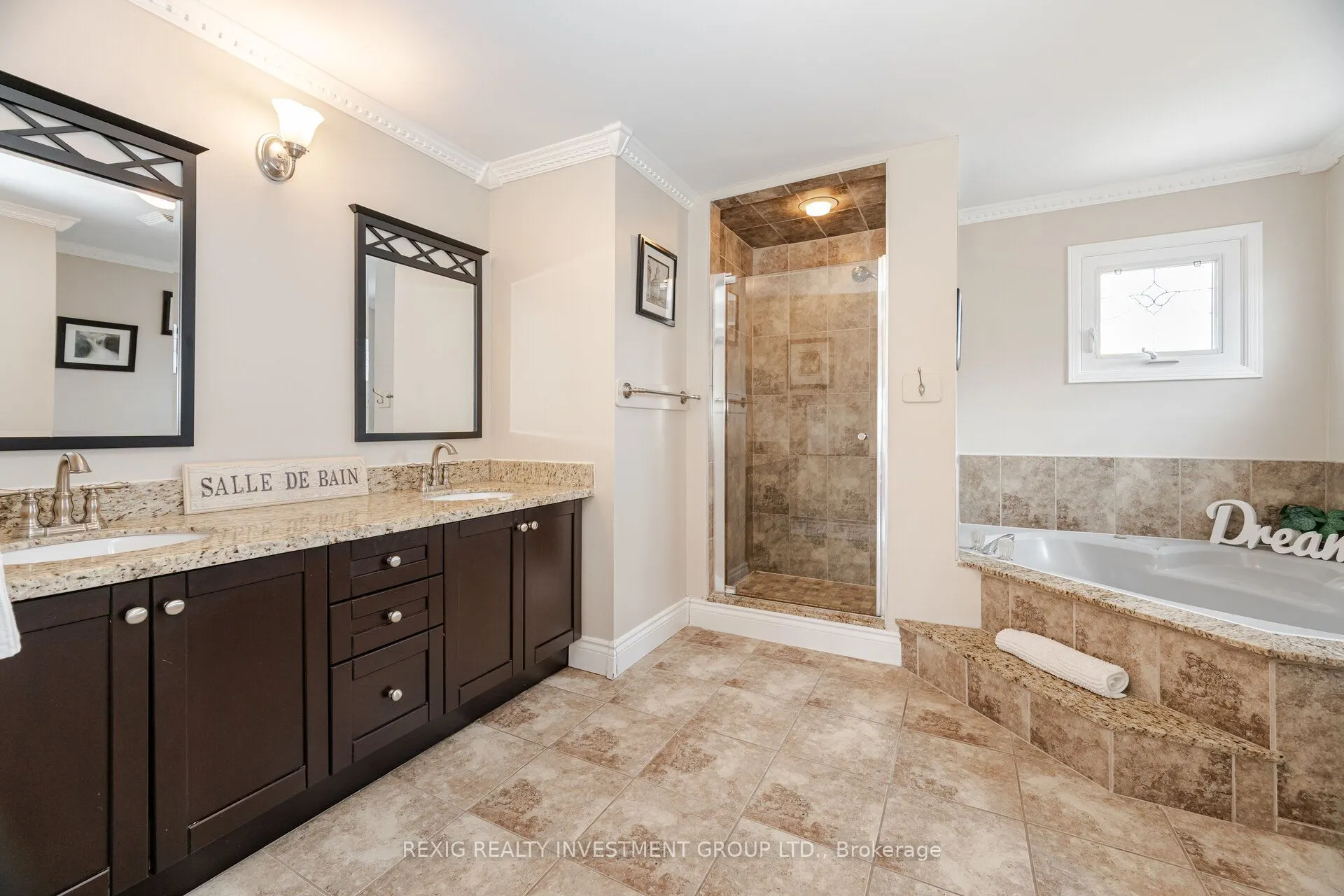 66 Settler Court