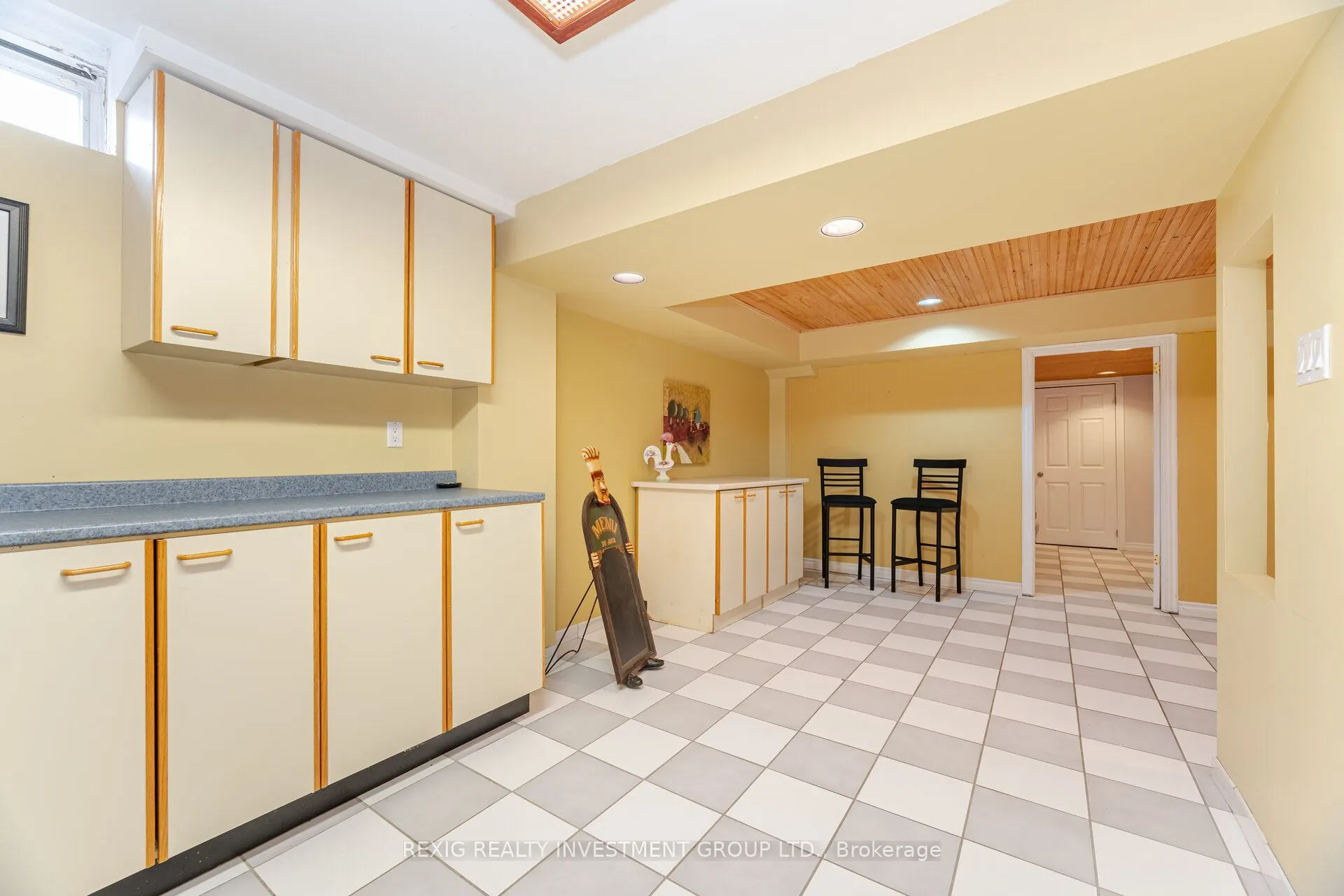 66 Settler Court