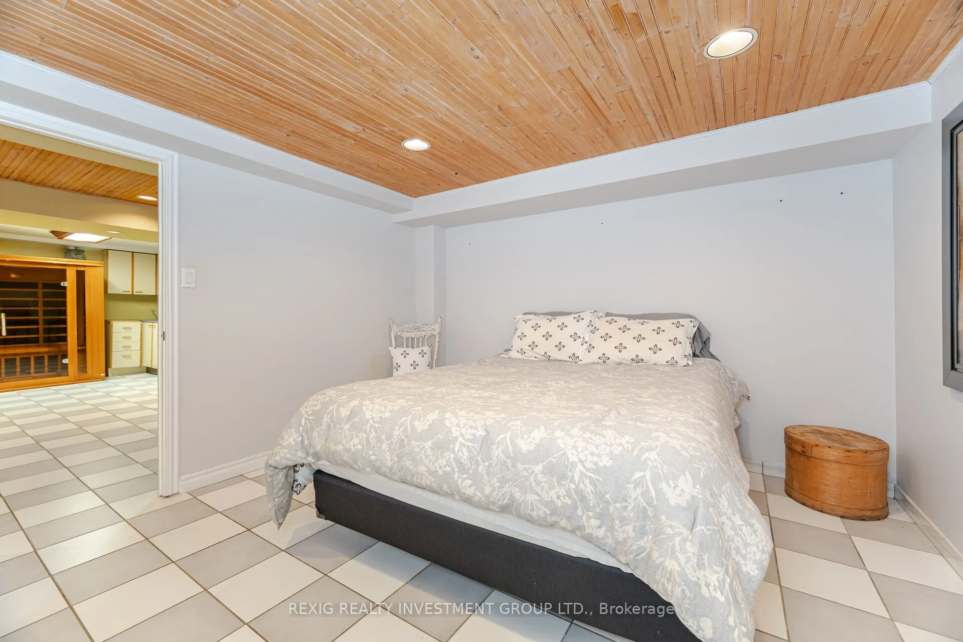 66 Settler Court