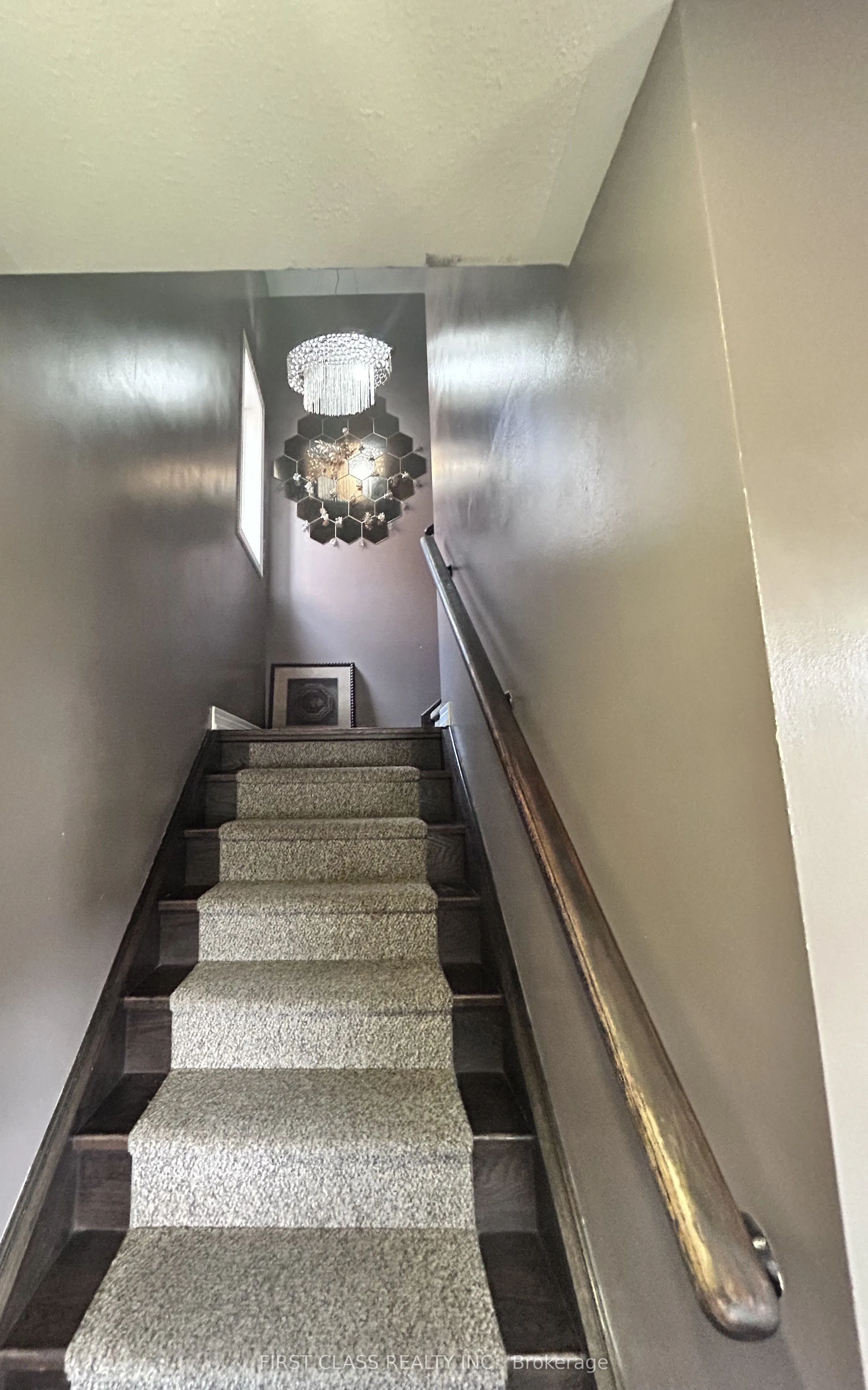 5355 Tenth Line W, #(MAIN)