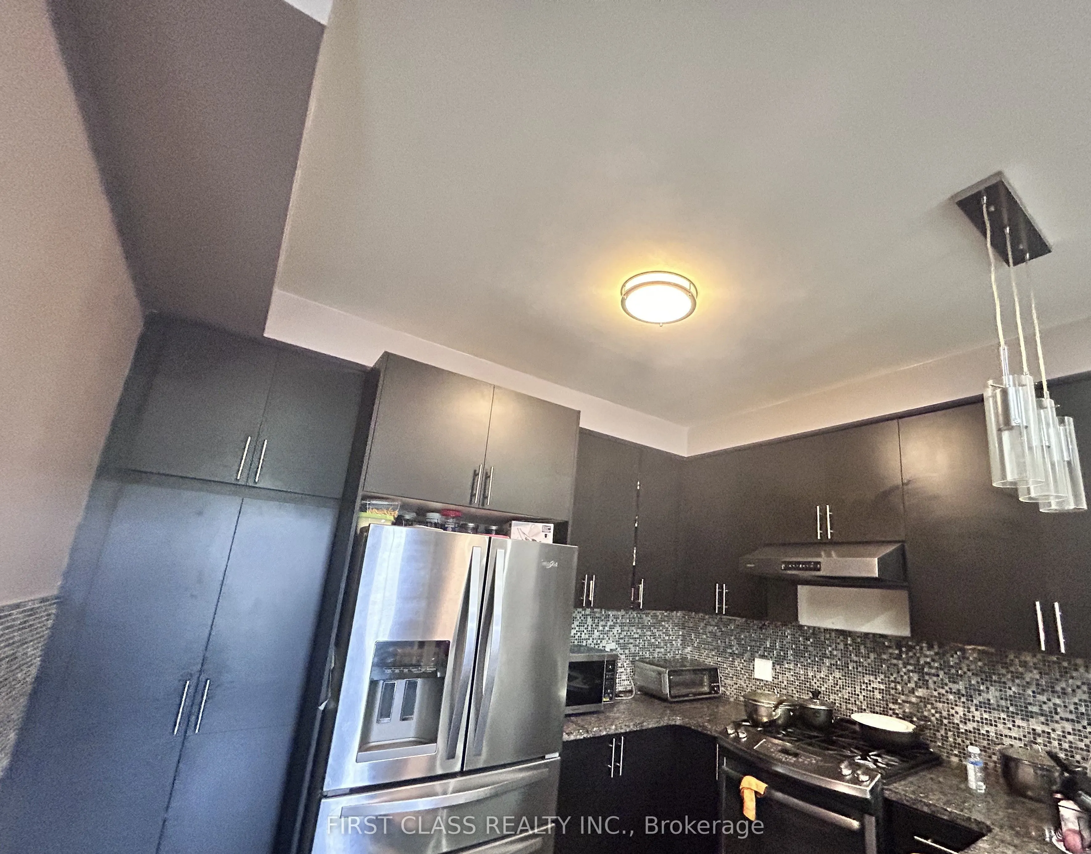 5355 Tenth Line W, #(MAIN)