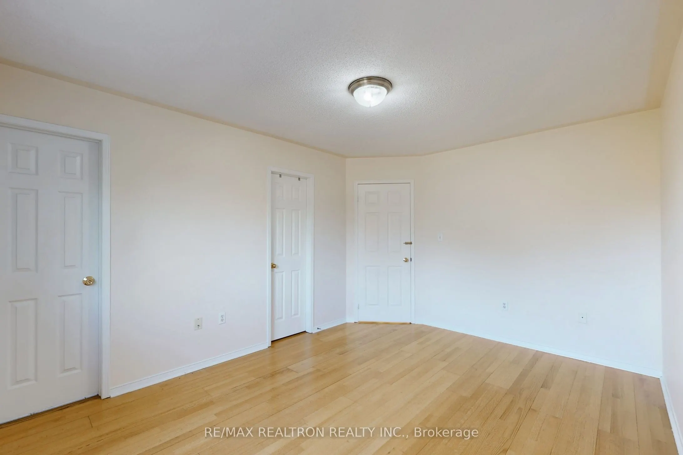 427 Ravineview Way