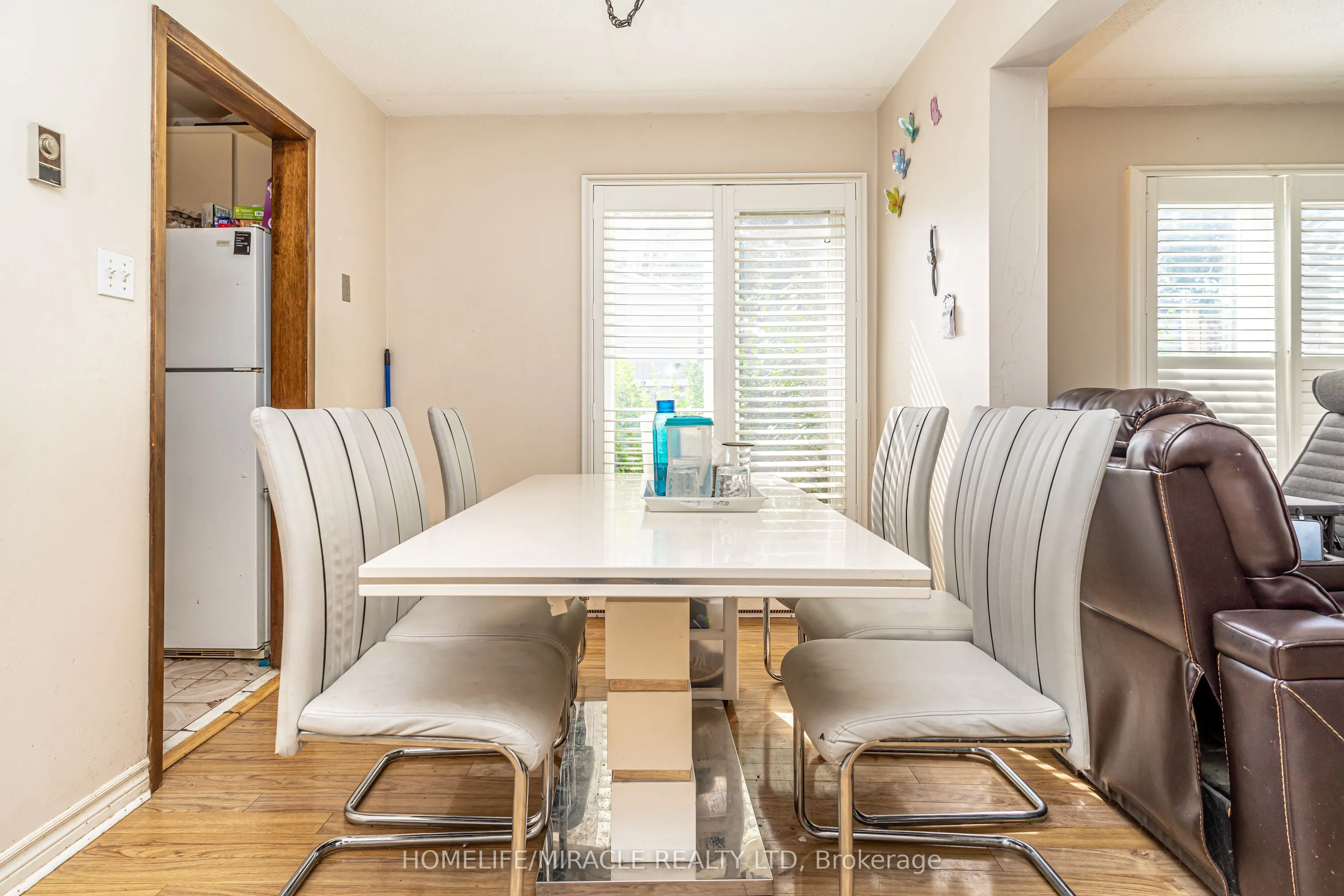 5 Holmcrest Court