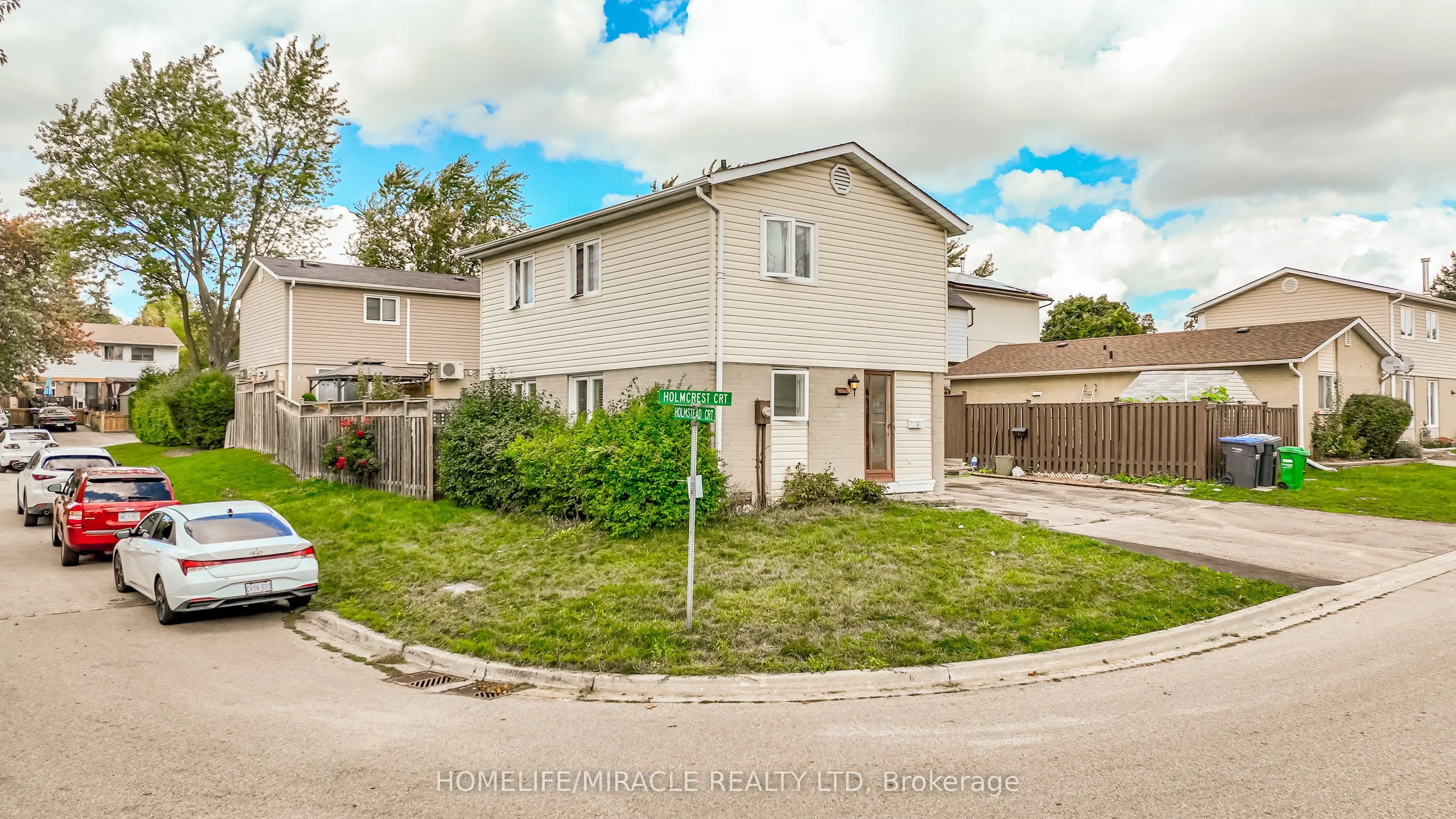 5 Holmcrest Court