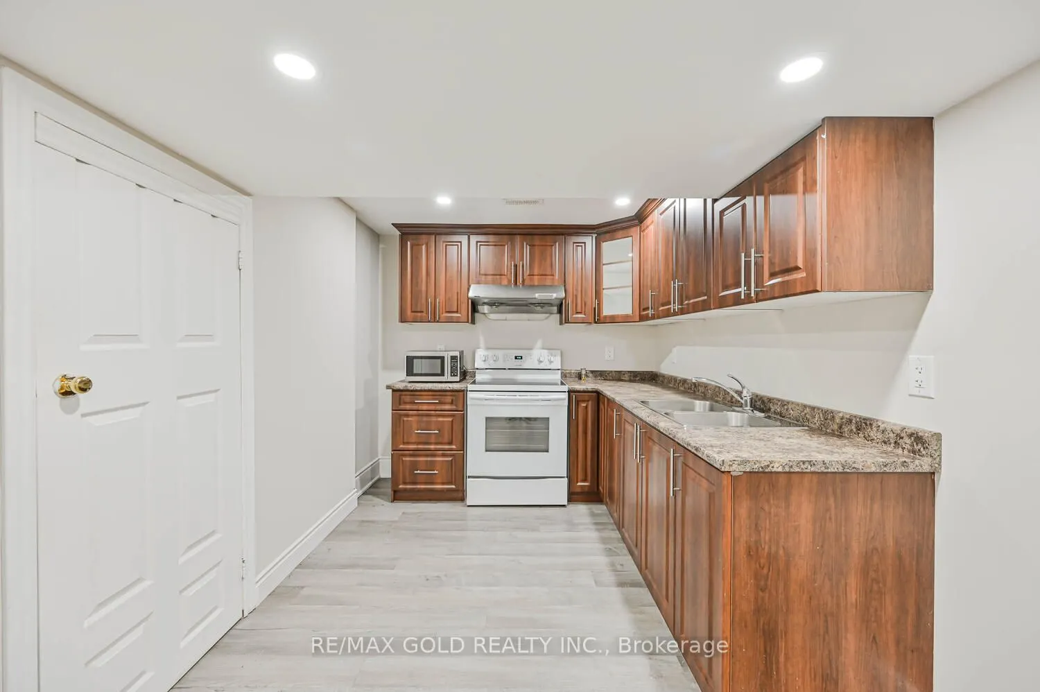 3 Freshspring Drive