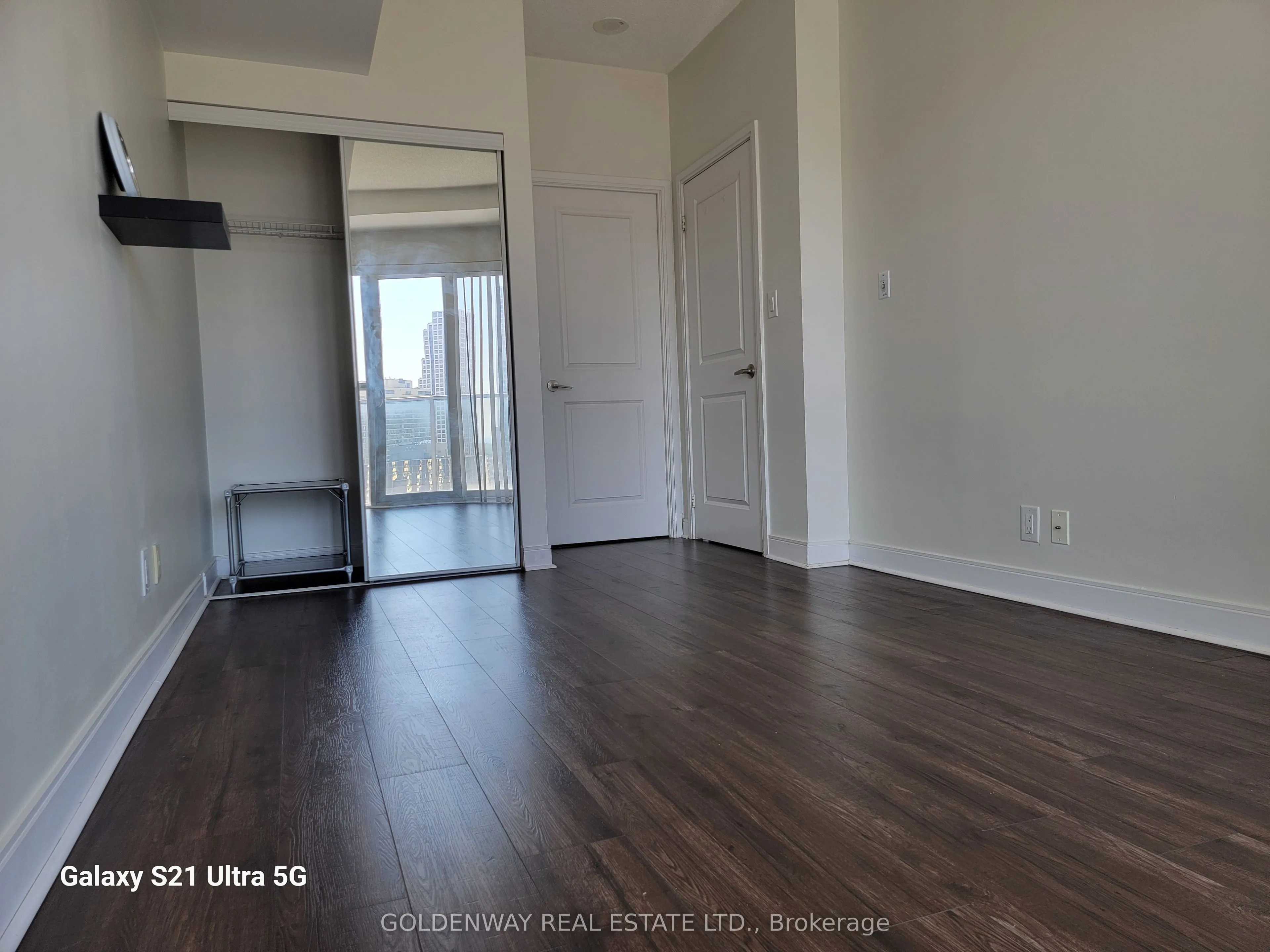 60 Absolute Avenue, #1302