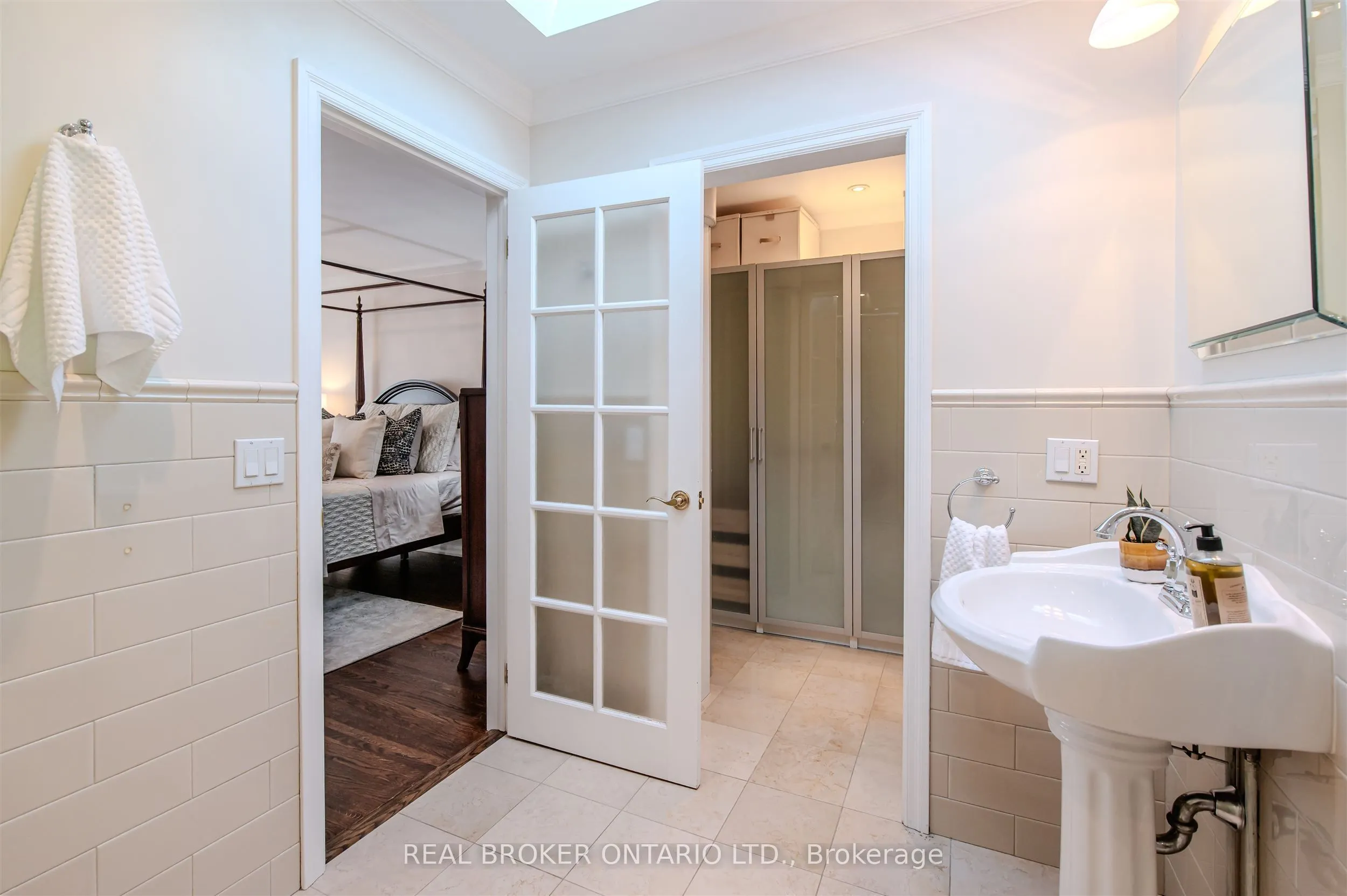 6 Streatham Place