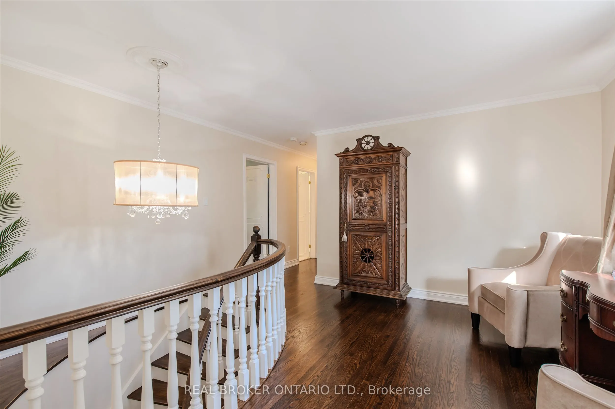 6 Streatham Place
