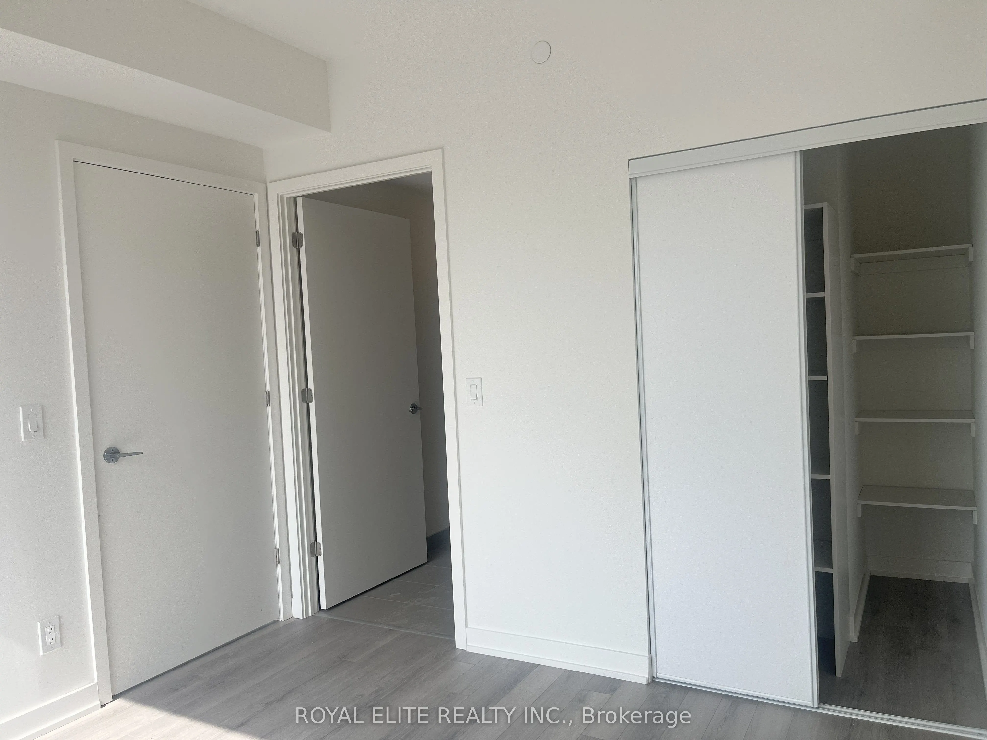 3079 Trafalgar Road, #A1902