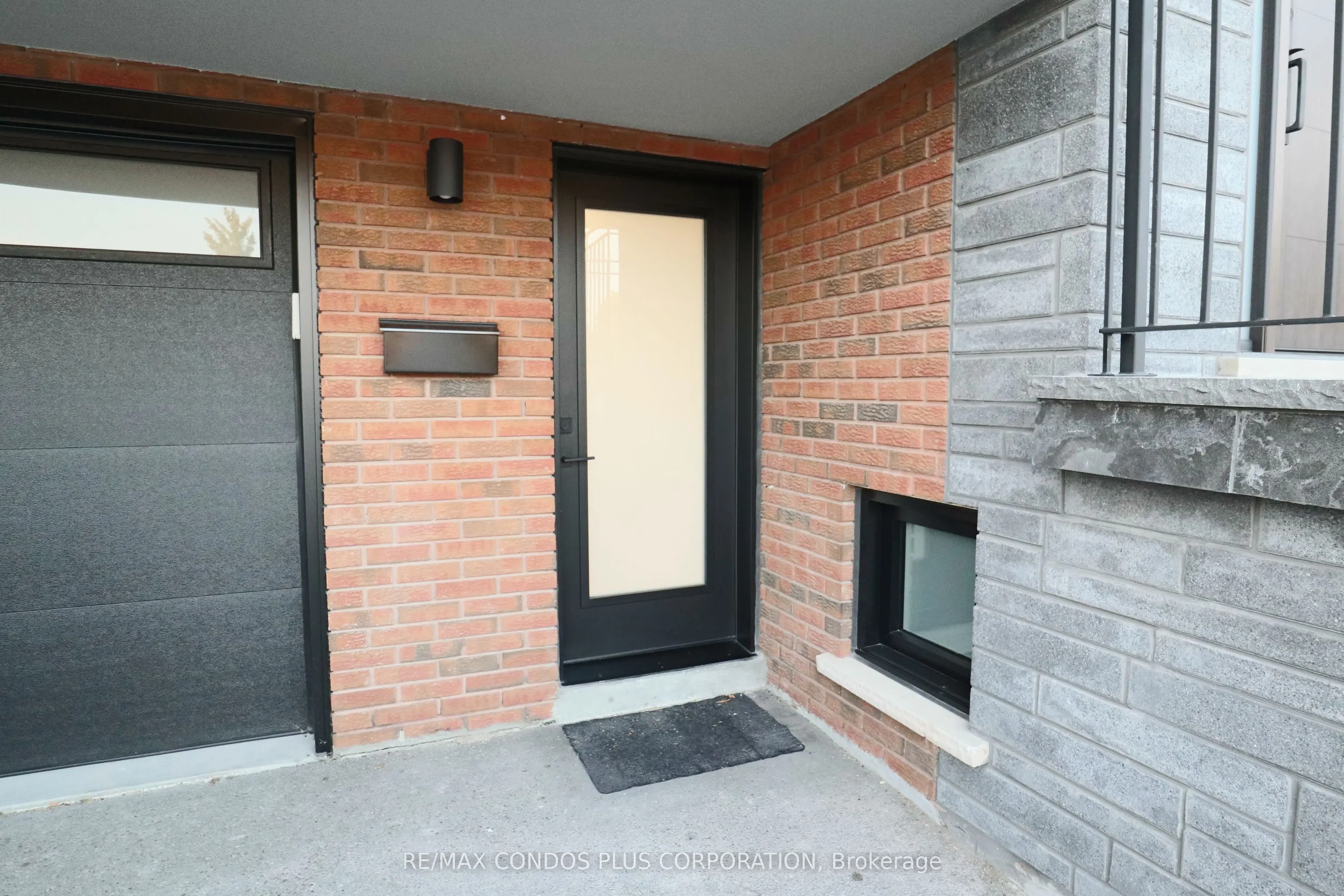 67 Arthur Griffith Drive, #Lower