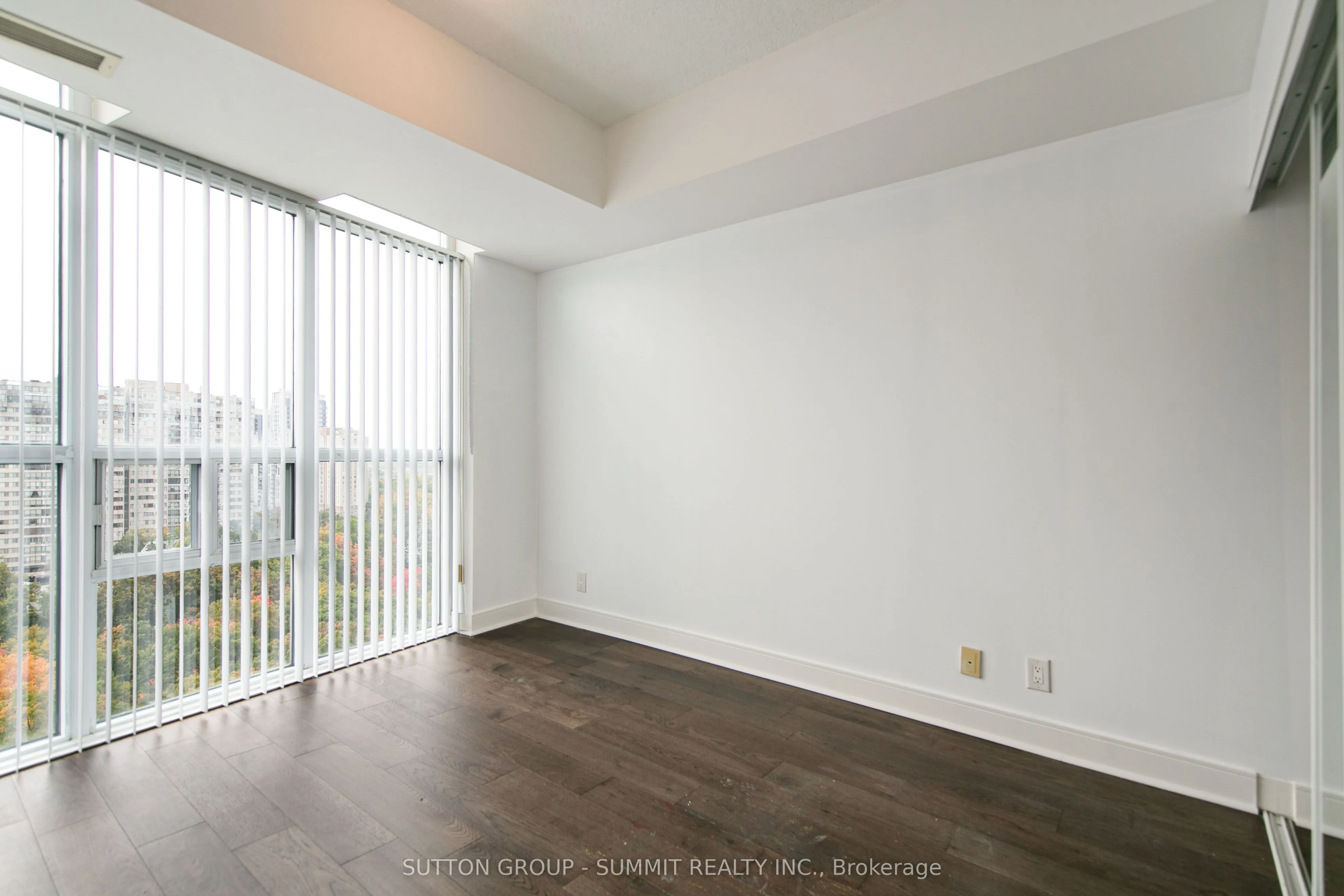 80 ABSOLUTE Avenue, #1202
