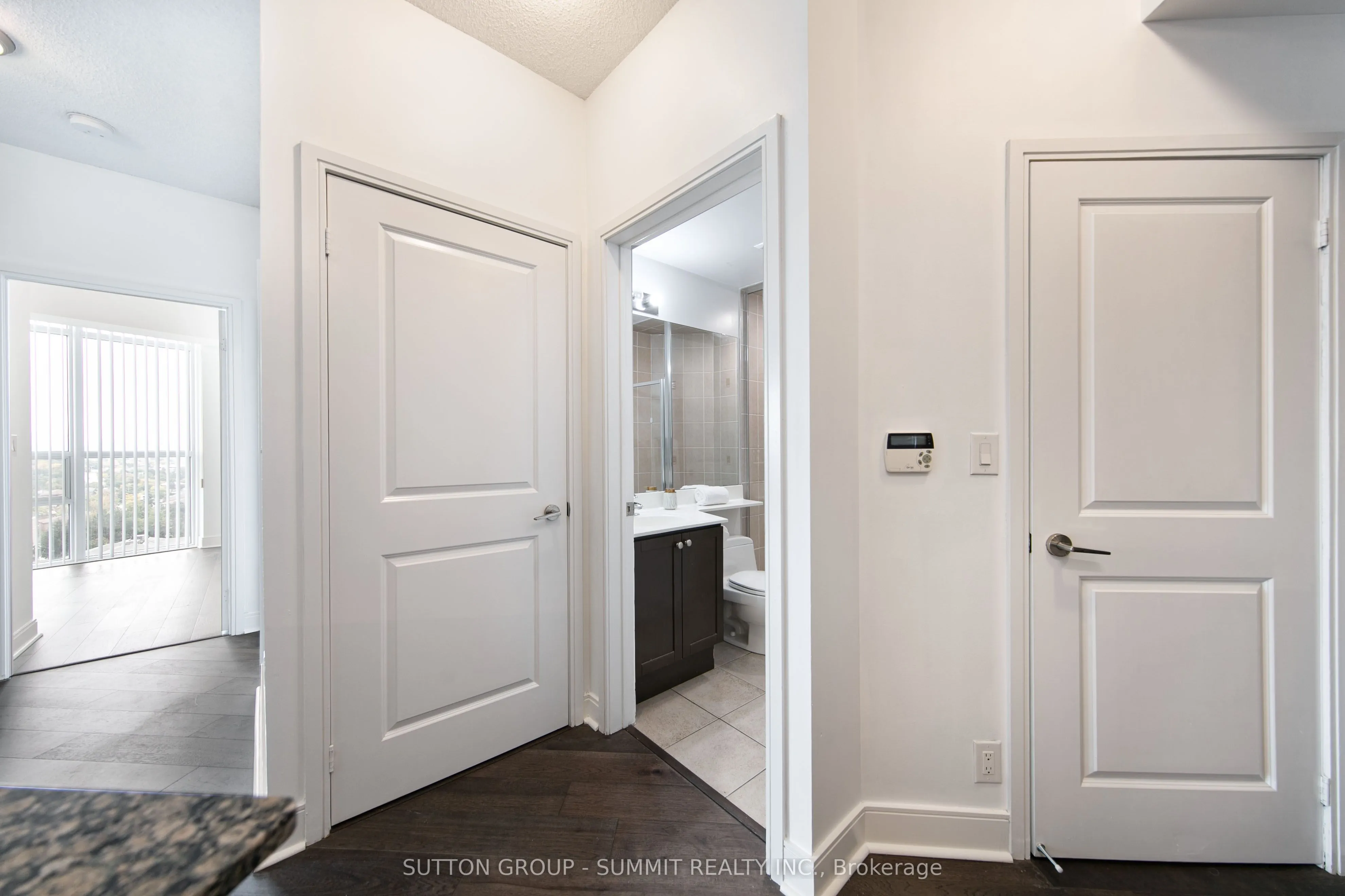 80 ABSOLUTE Avenue, #1202