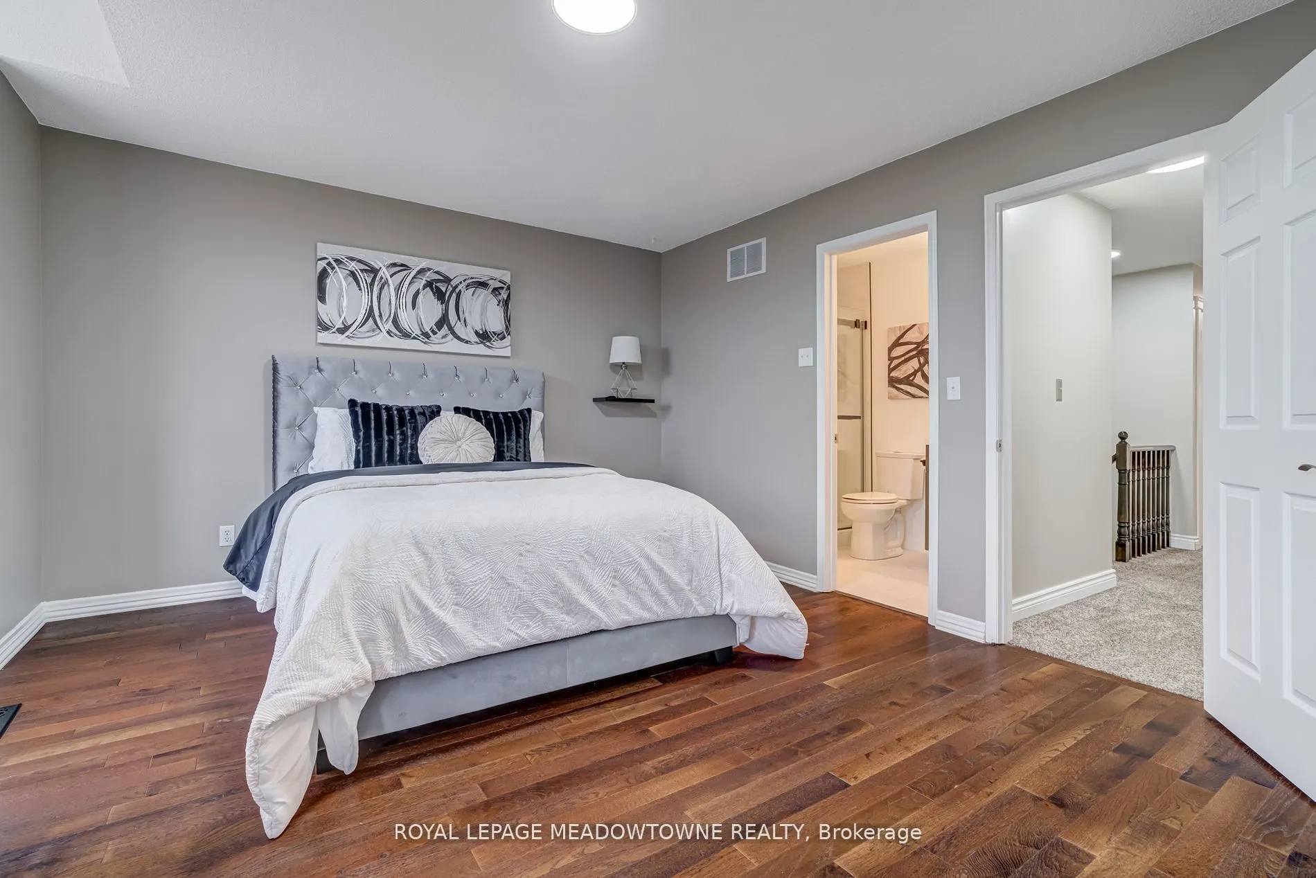 3339 Cactus Gate