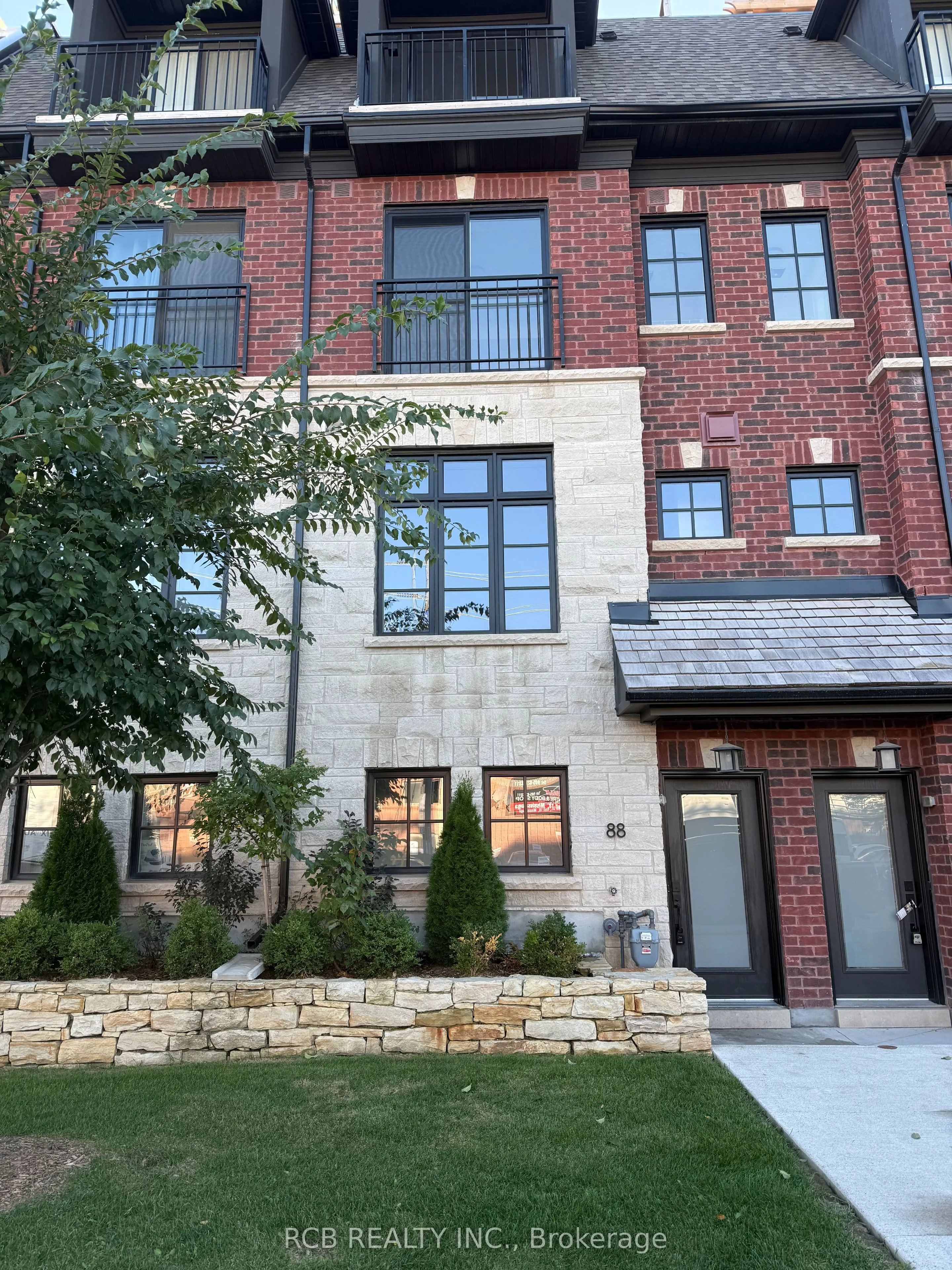 150 Joymar Drive, #88