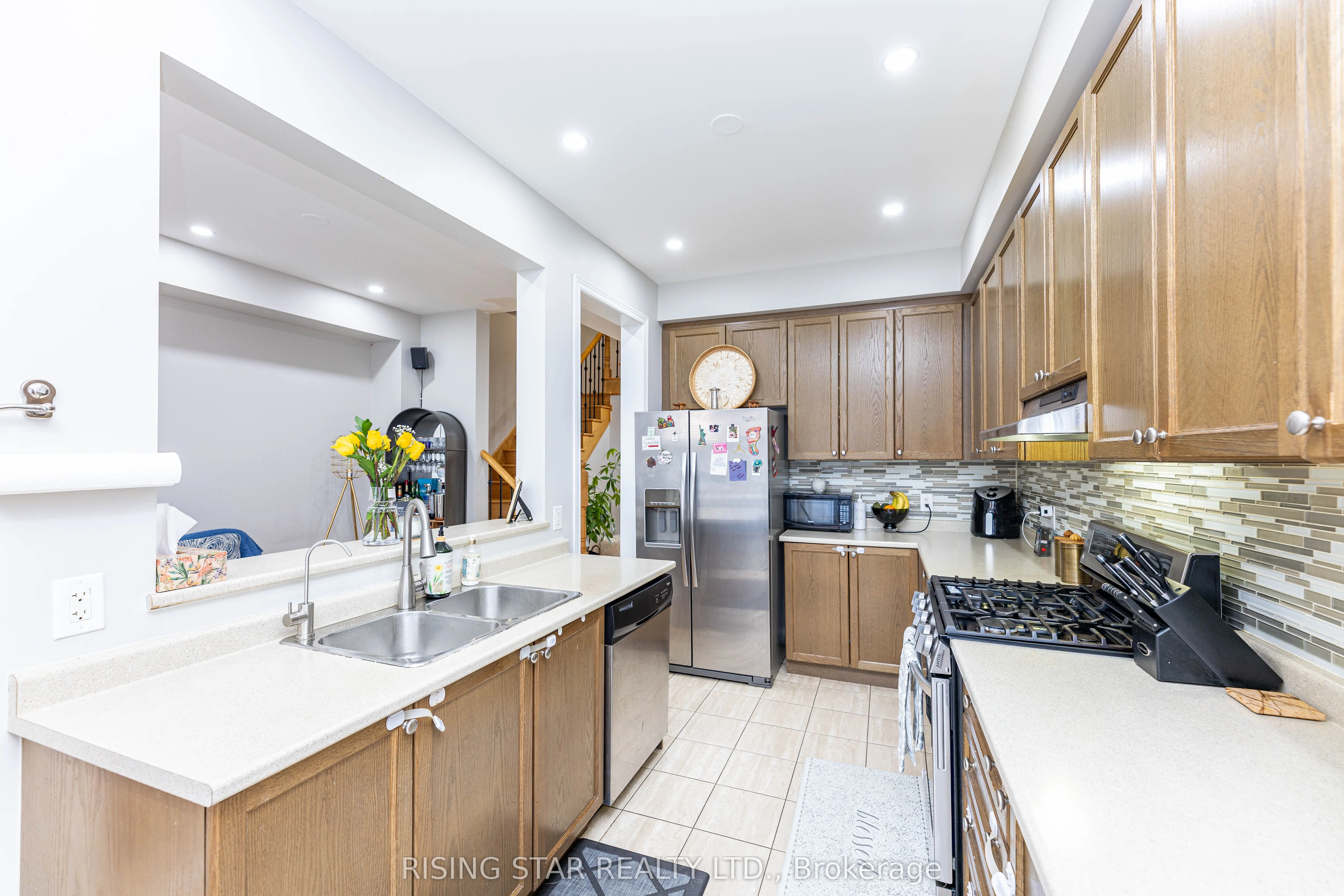 99 Naperton Drive