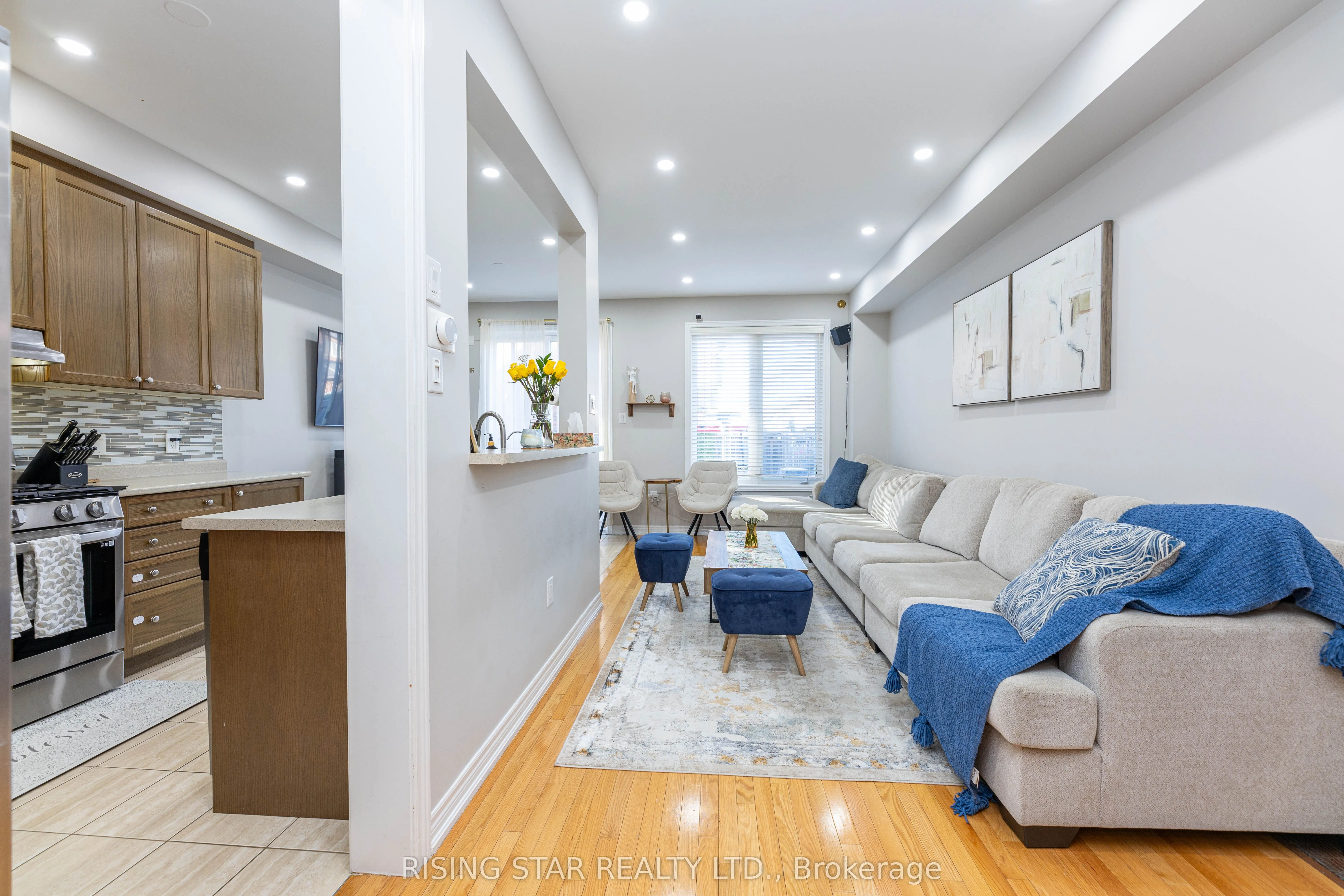 99 Naperton Drive