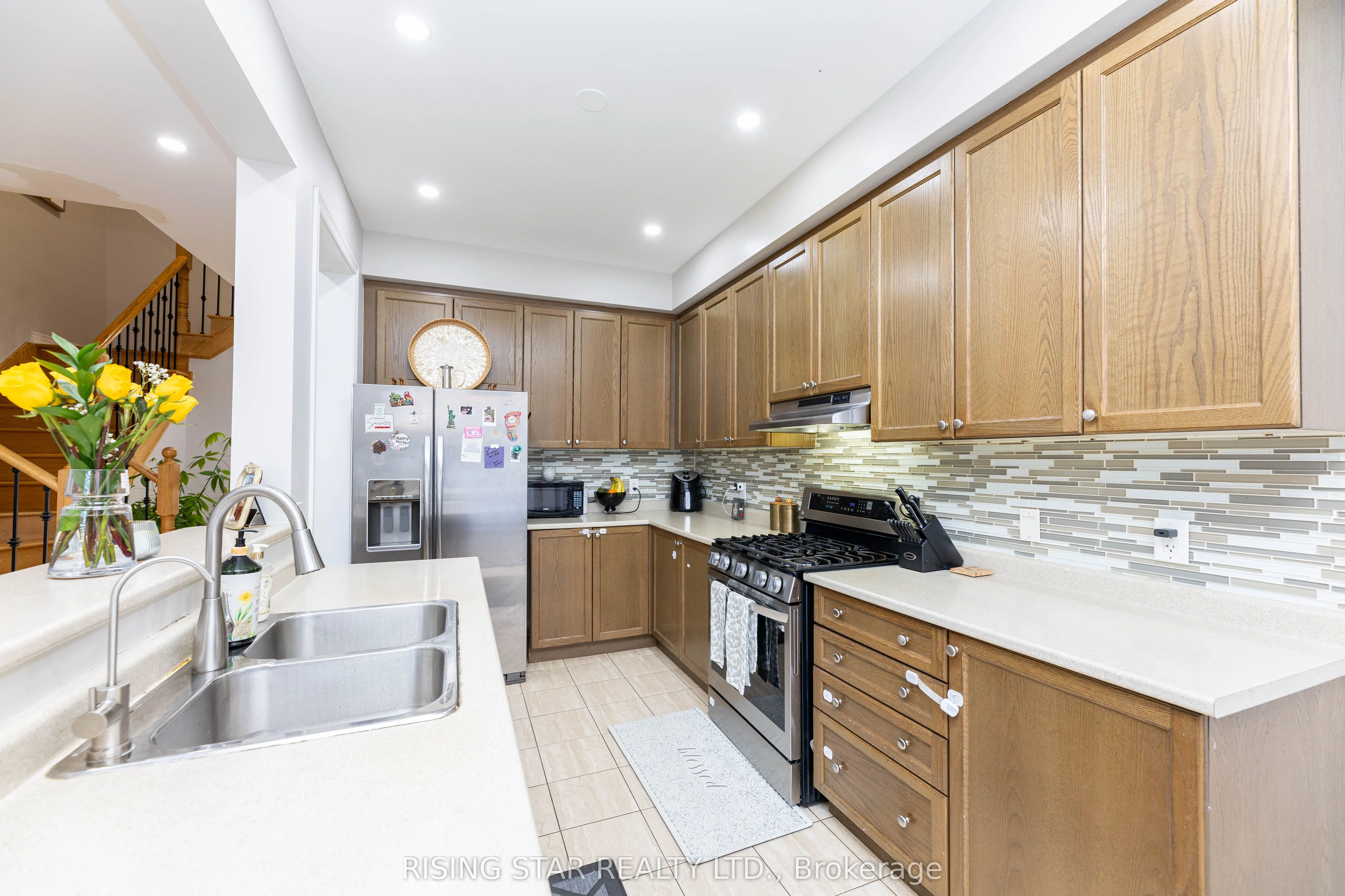 99 Naperton Drive