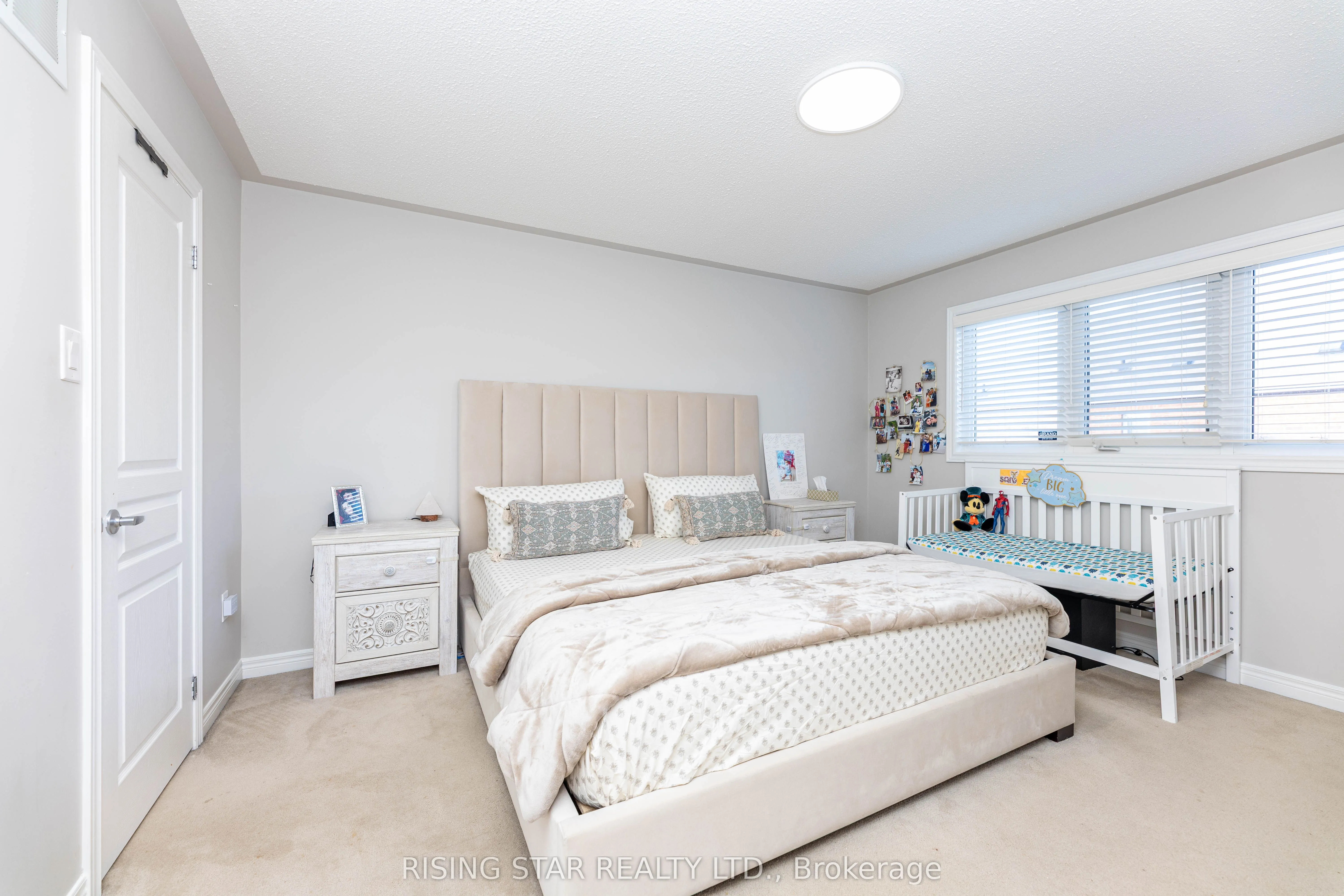 99 Naperton Drive