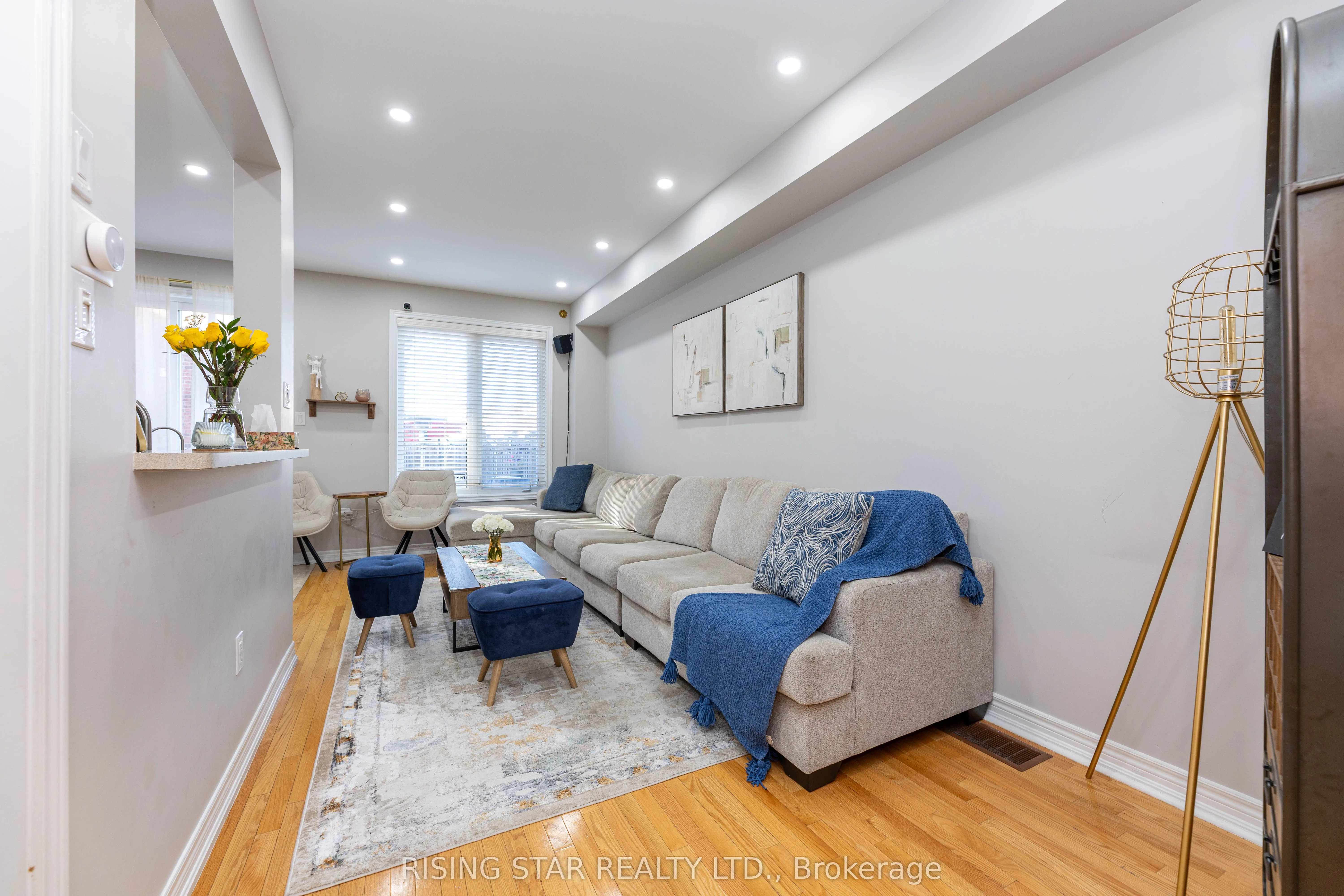 99 Naperton Drive