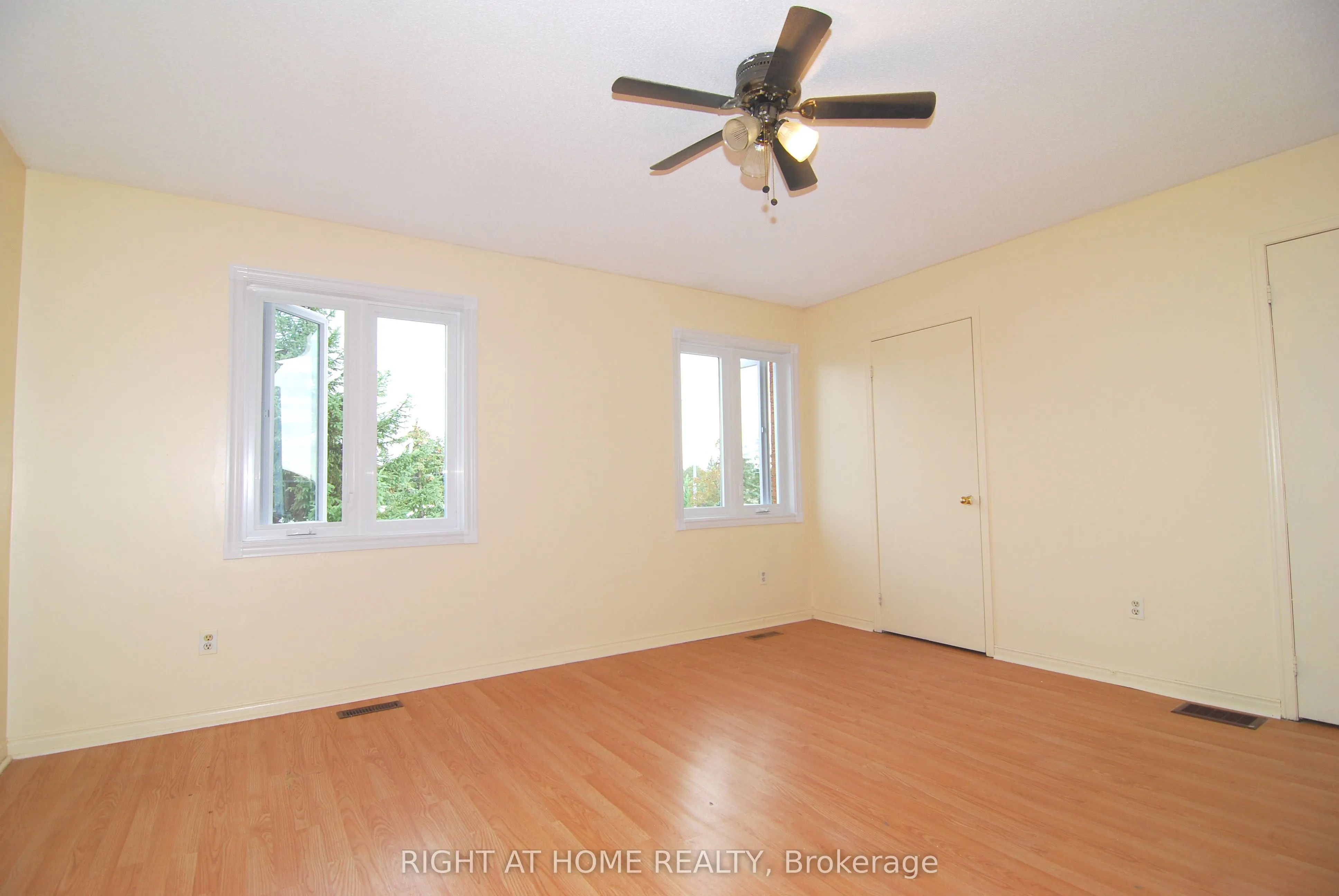 158 Toba Crescent