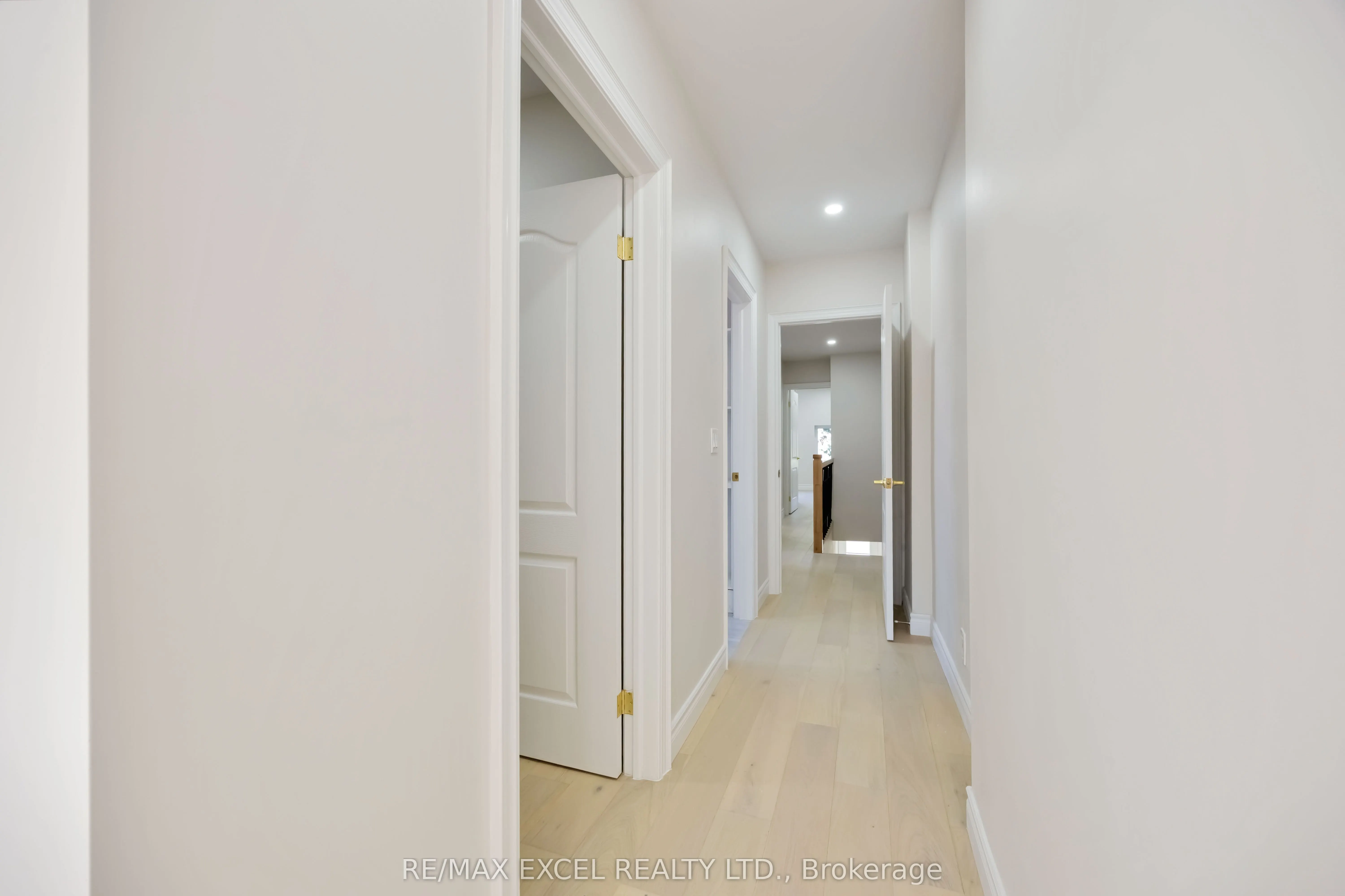 806 Gladstone Avenue