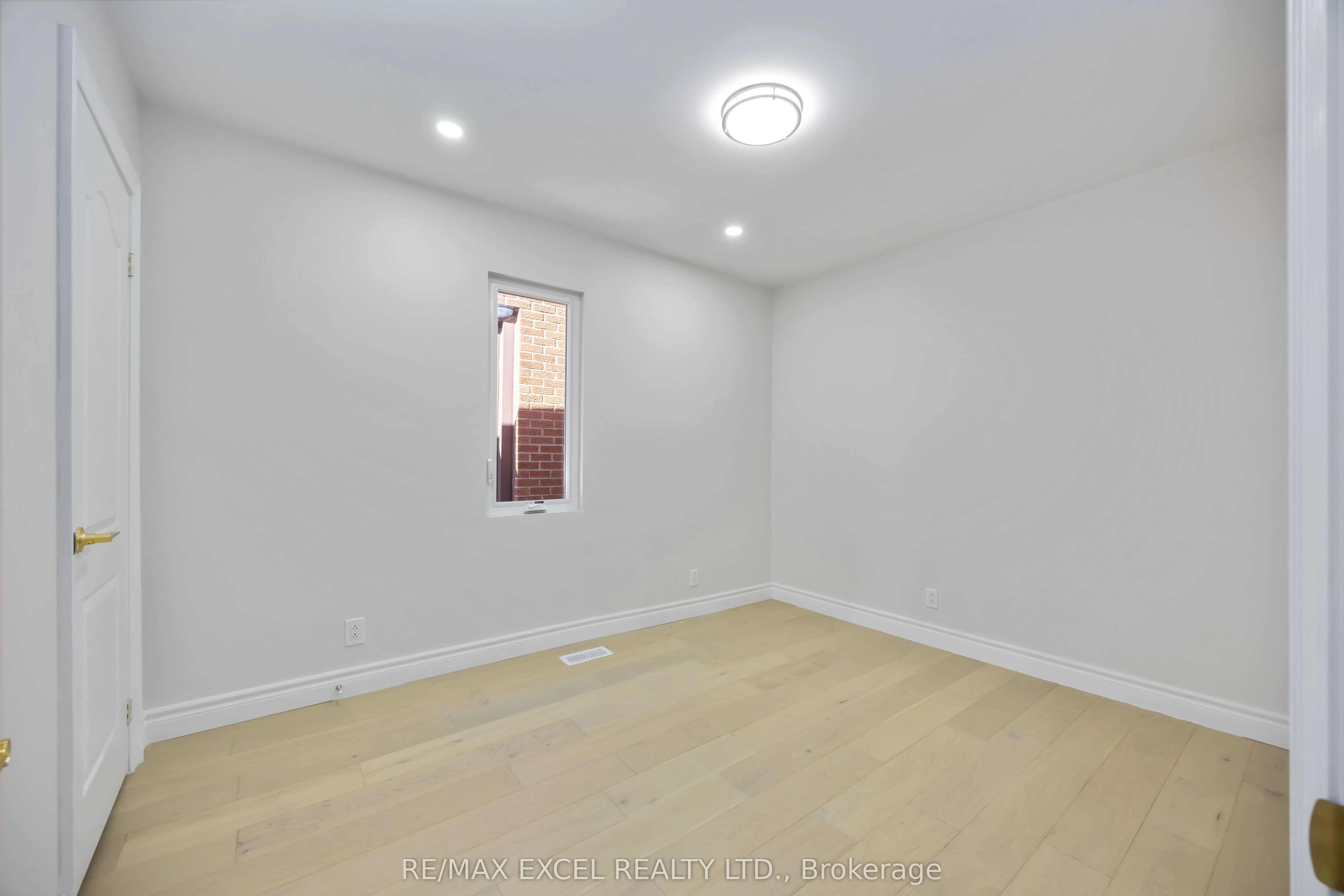 806 Gladstone Avenue