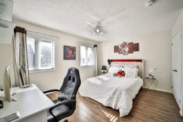 28 Ridelle Court