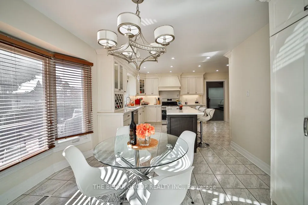 28 Ridelle Court