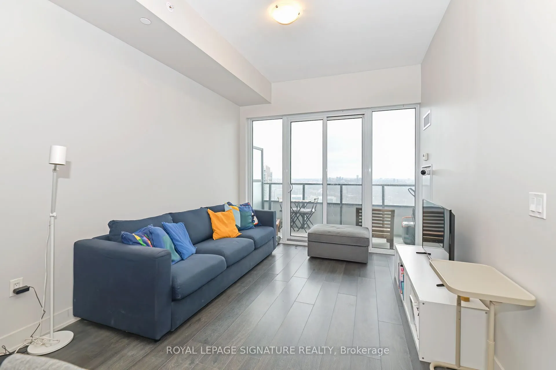 30 Shore Breeze Drive, #4211