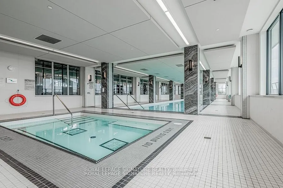 30 Shore Breeze Drive, #4211
