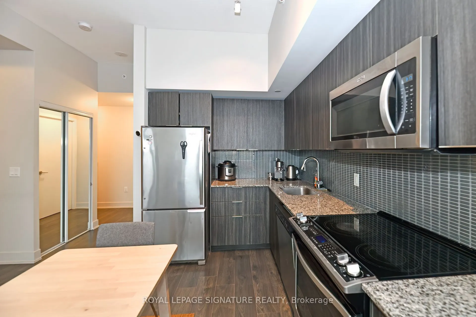 30 Shore Breeze Drive, #4211