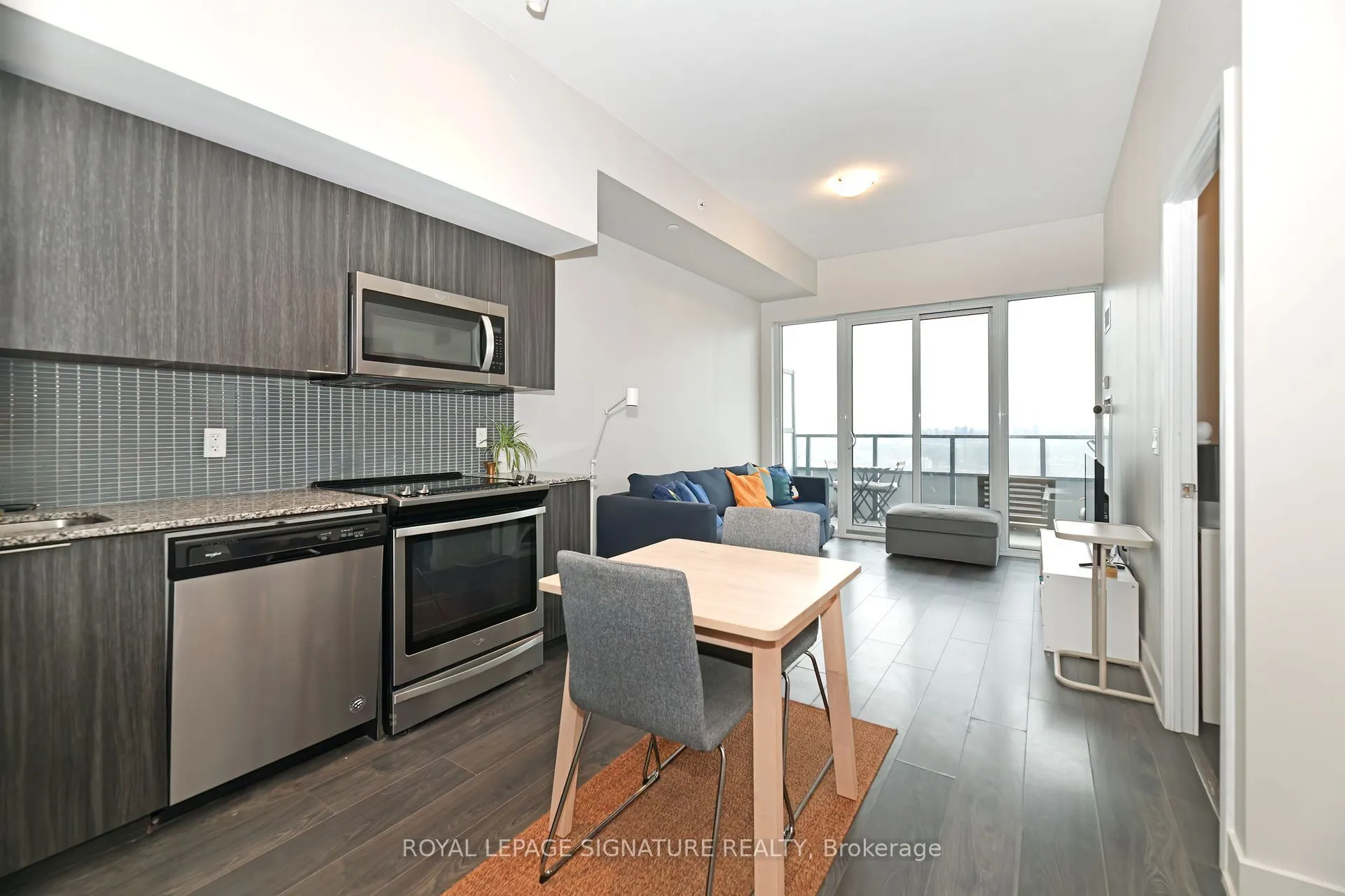 30 Shore Breeze Drive, #4211