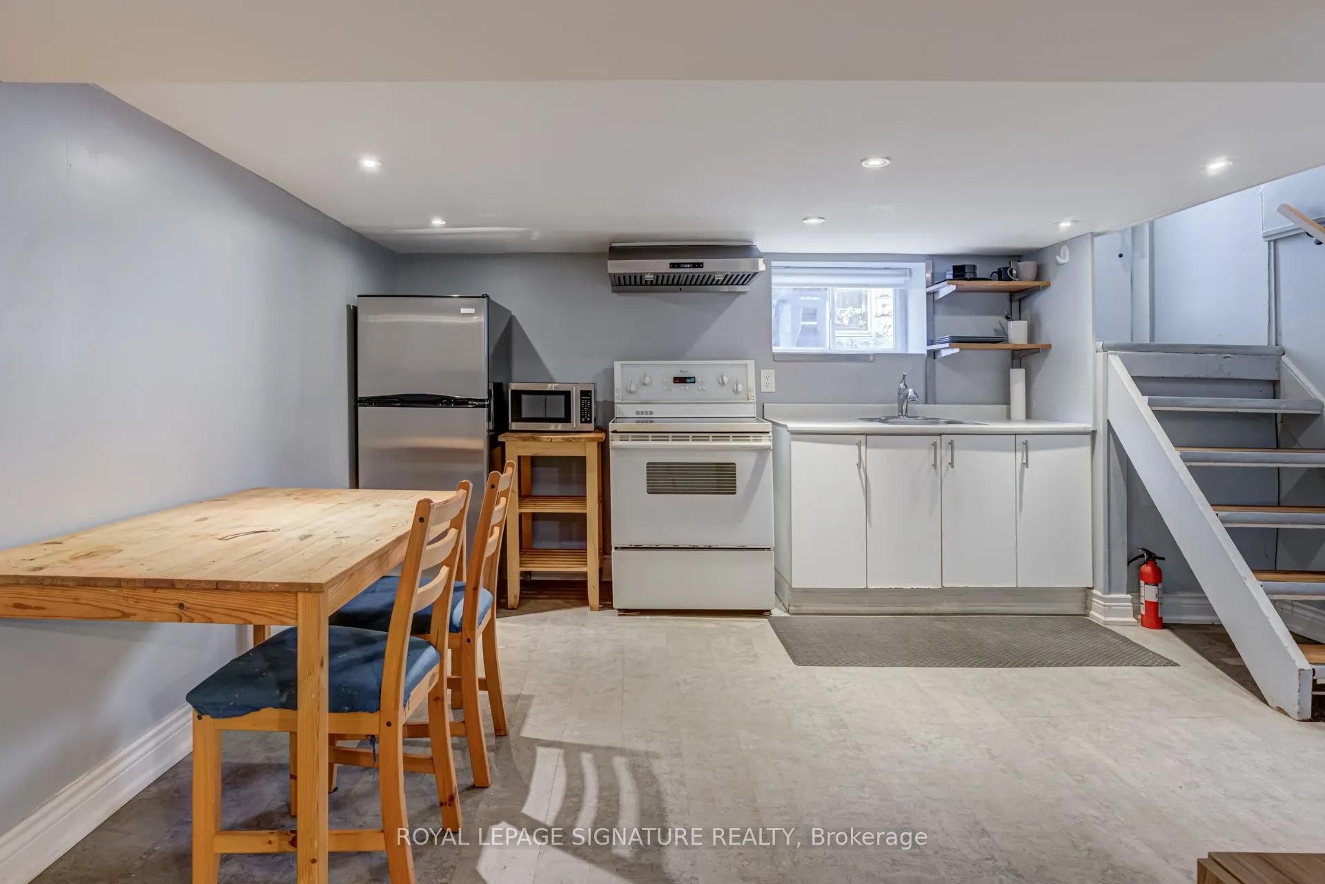 7 Edmund Avenue, #Lower