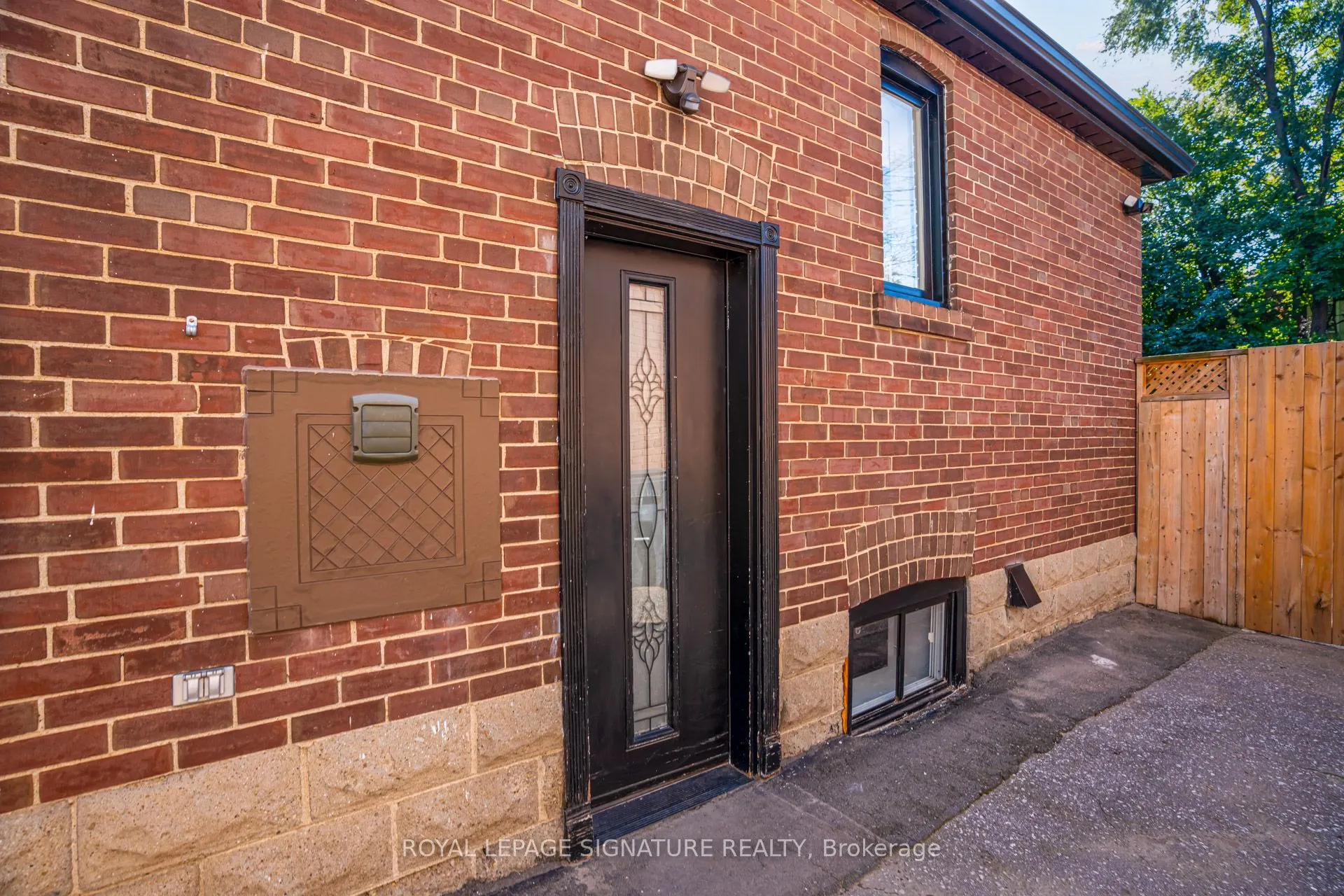 7 Edmund Avenue, #Lower