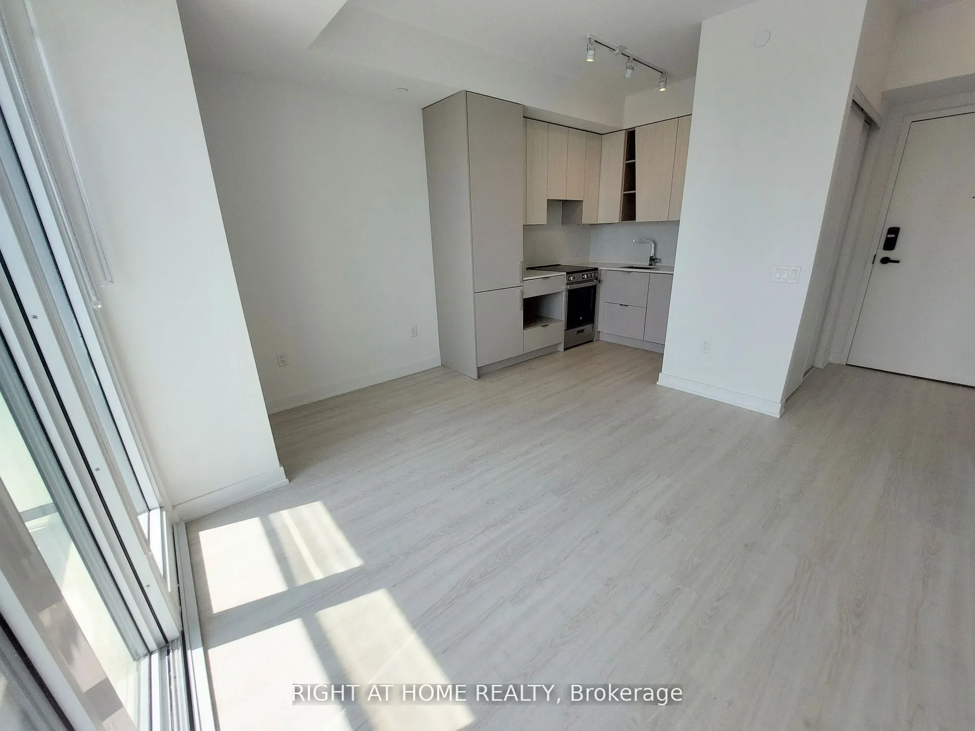 3883 Quartz Road, #2410