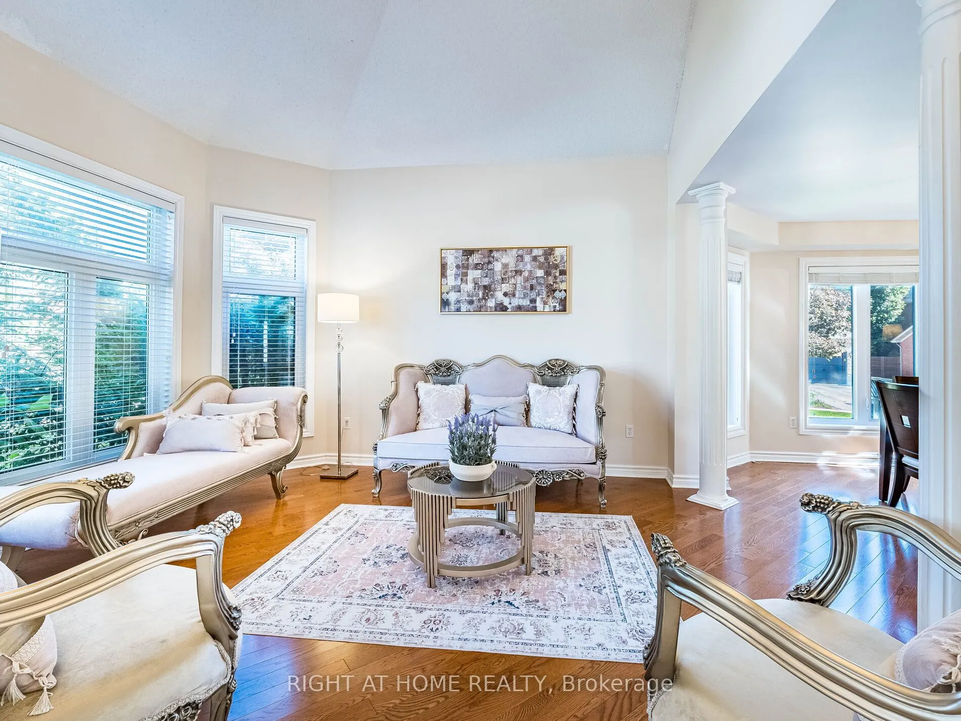 2204 Carpenters Circle