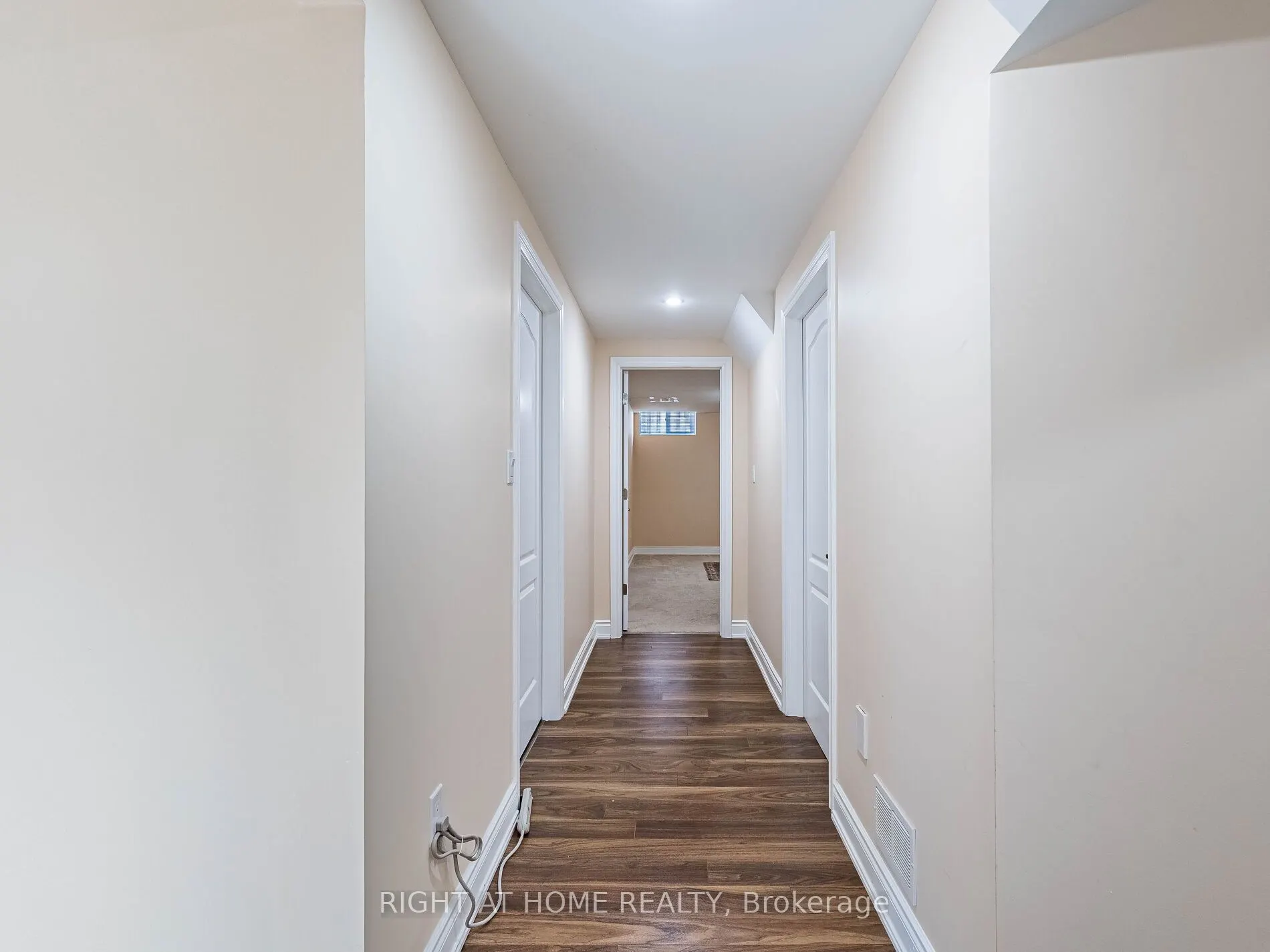 2204 Carpenters Circle