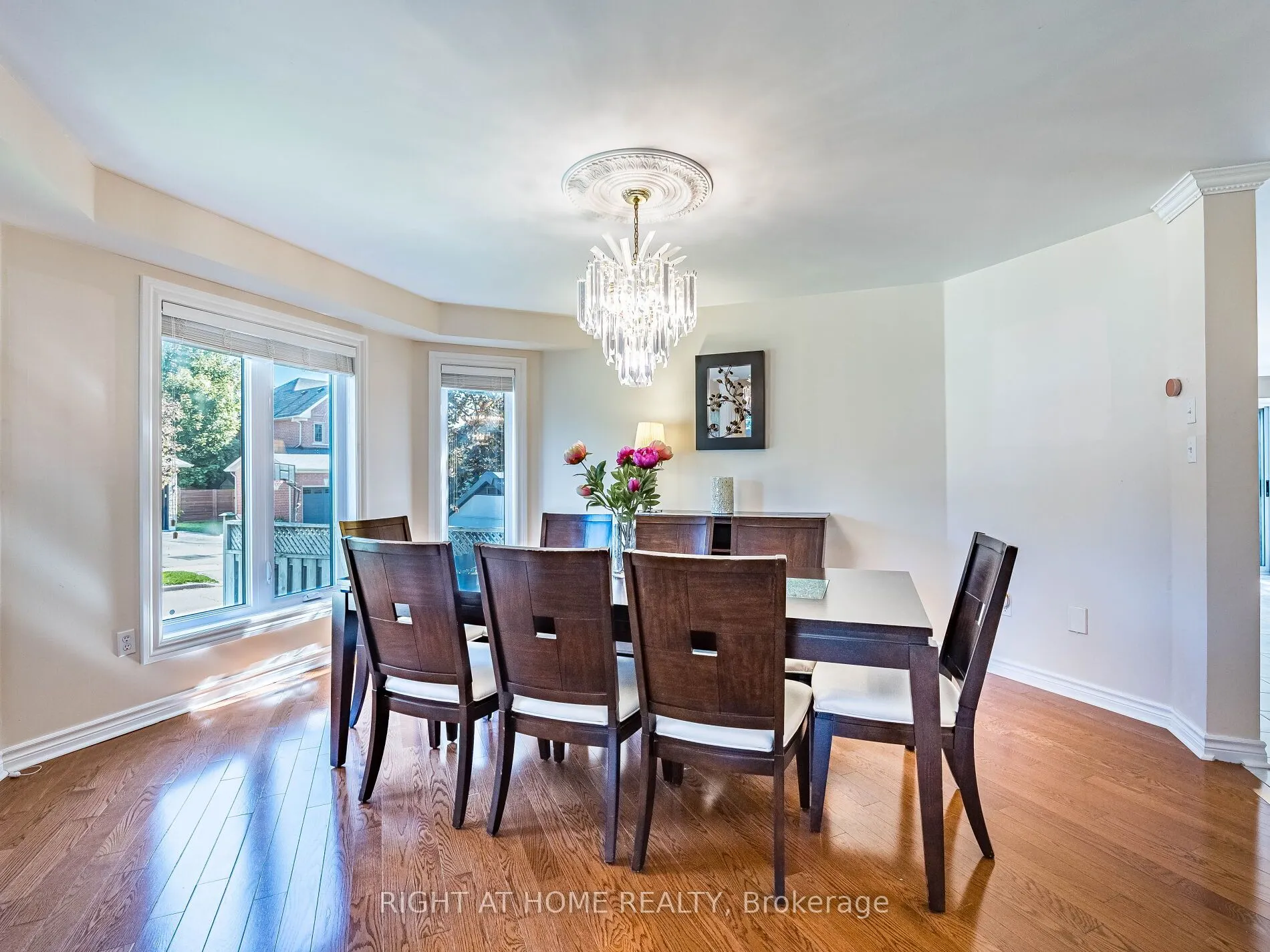 2204 Carpenters Circle