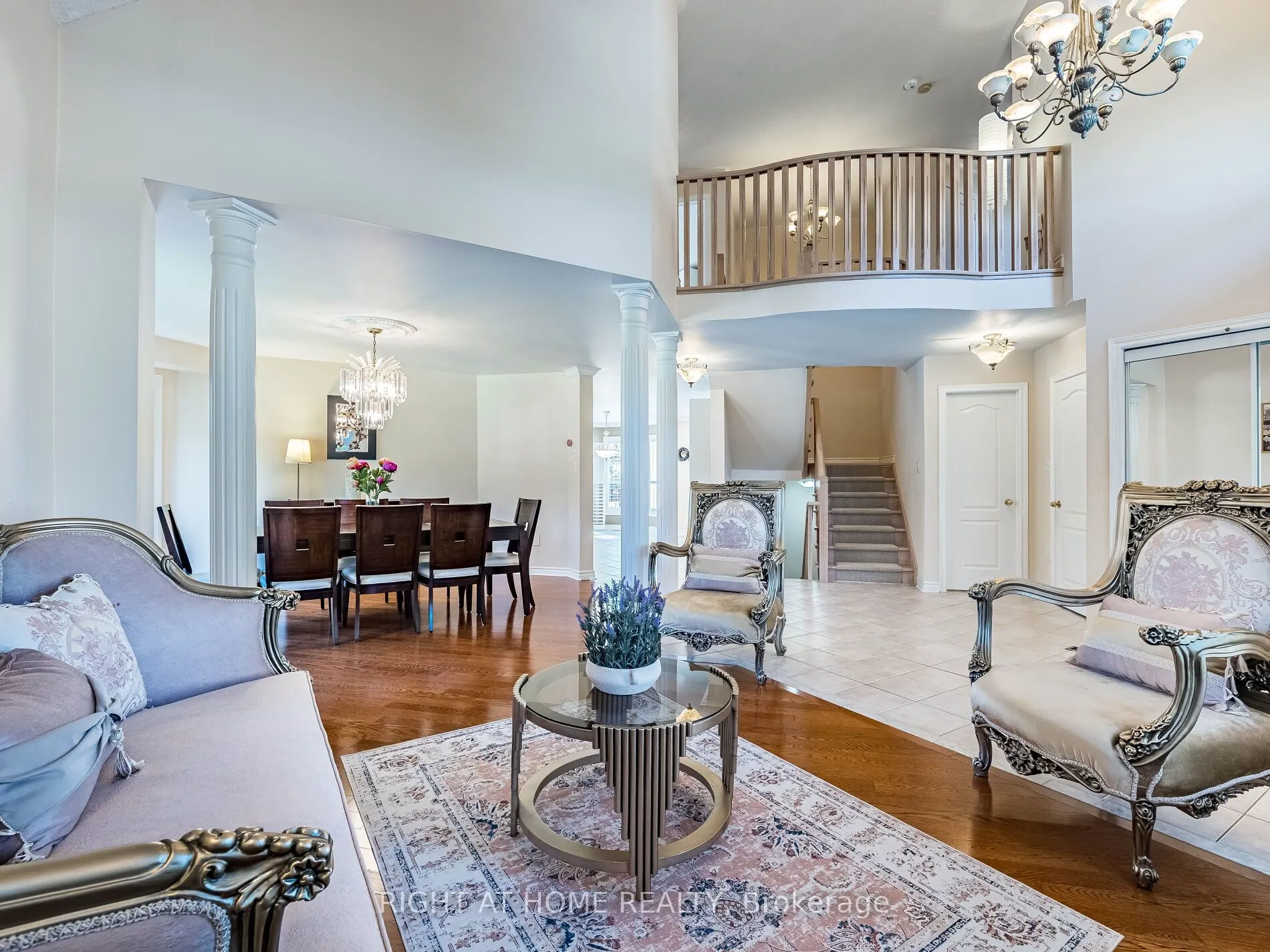 2204 Carpenters Circle