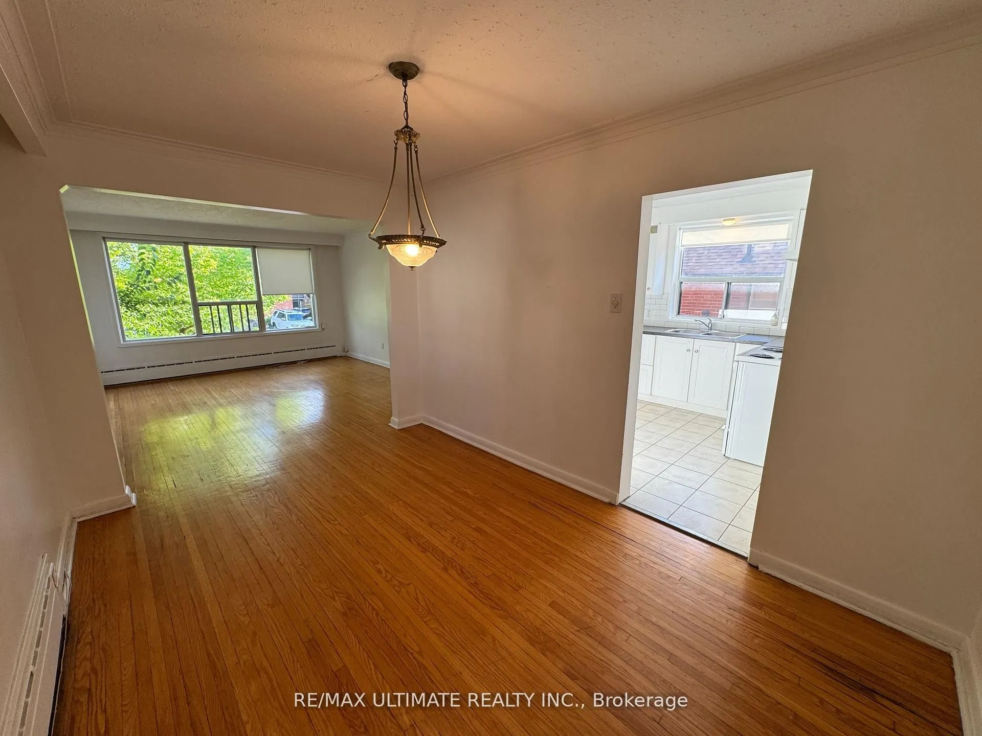 468 Ridelle Avenue, #2