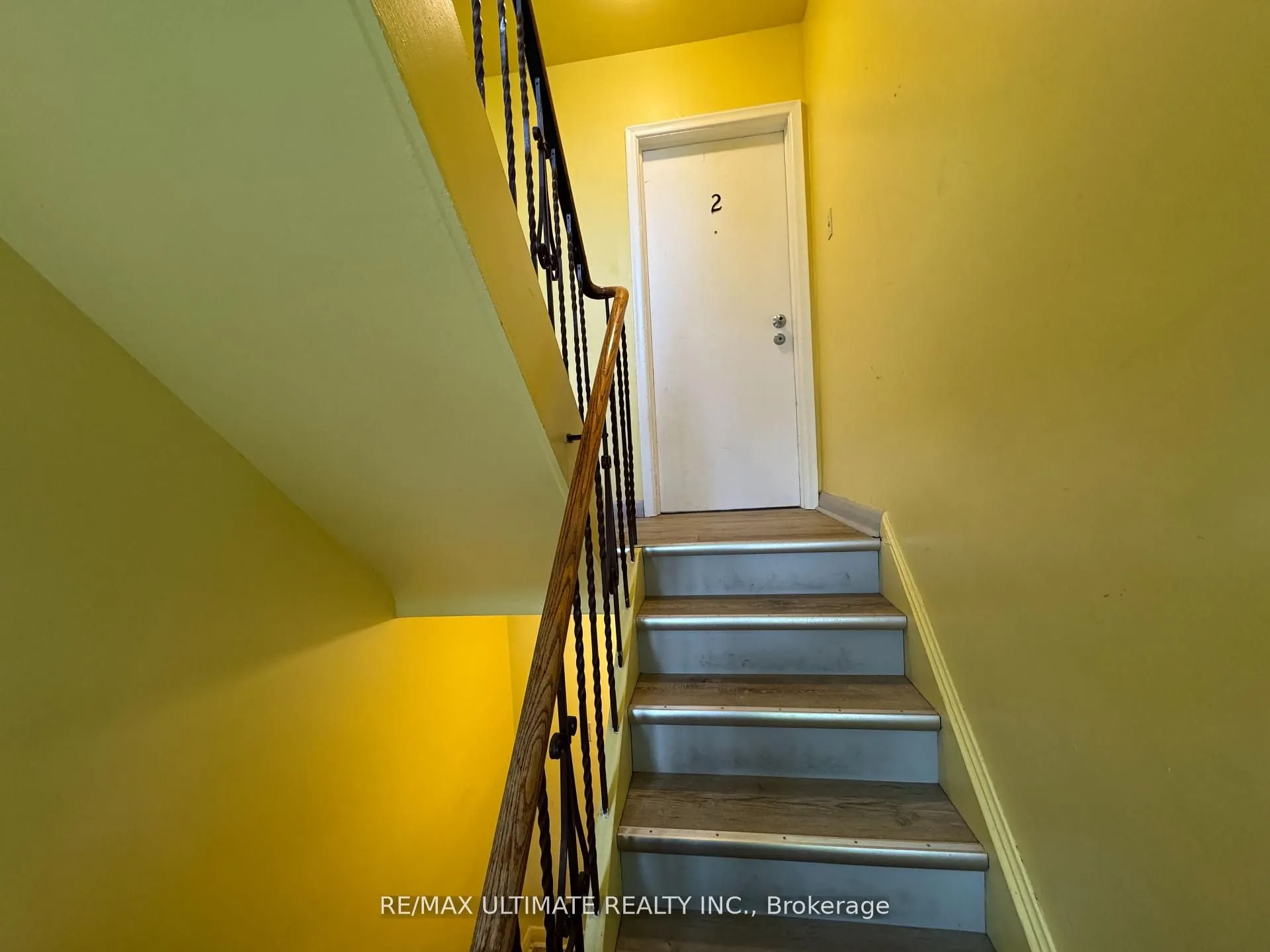 468 Ridelle Avenue, #2