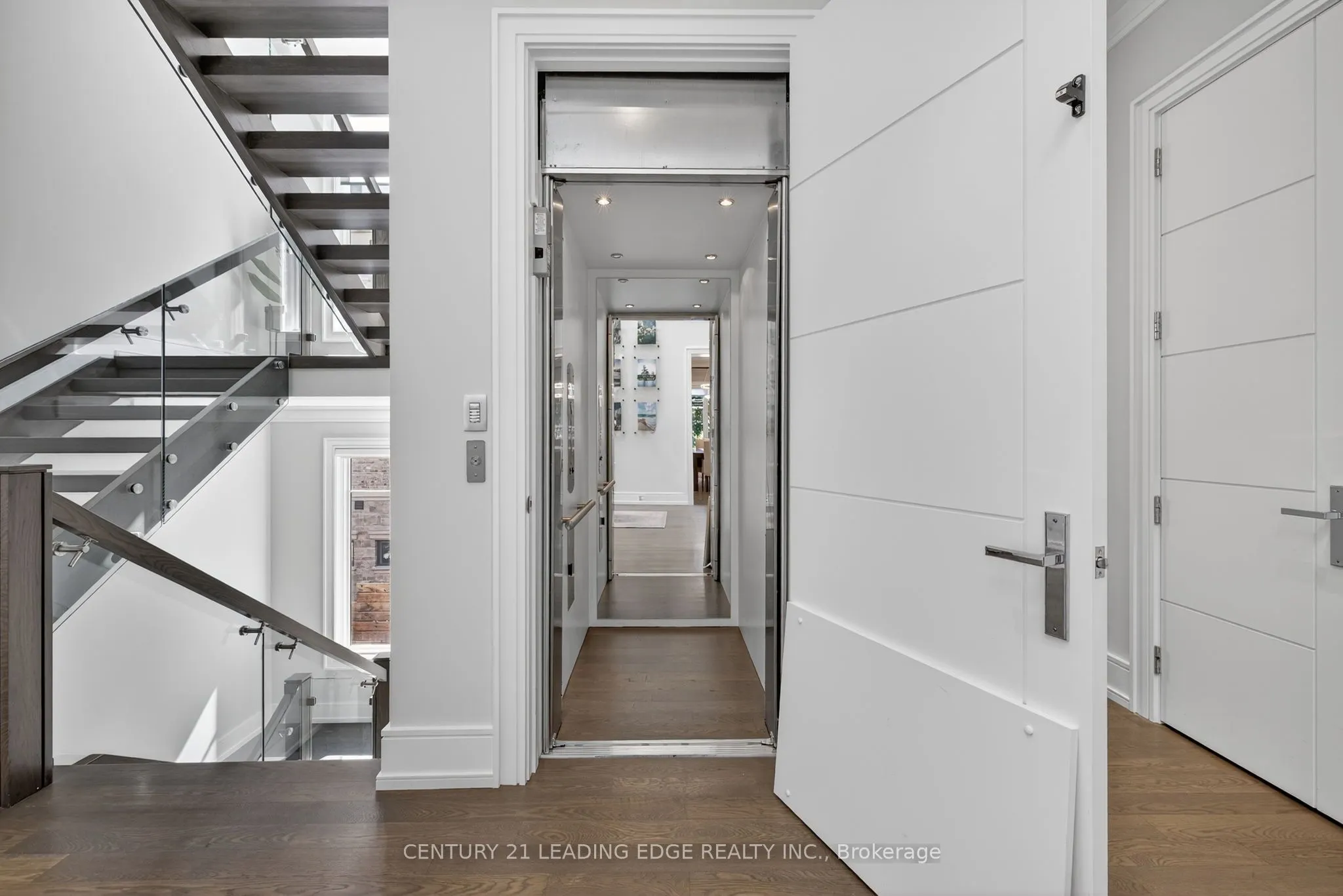 185 Edenbridge Drive