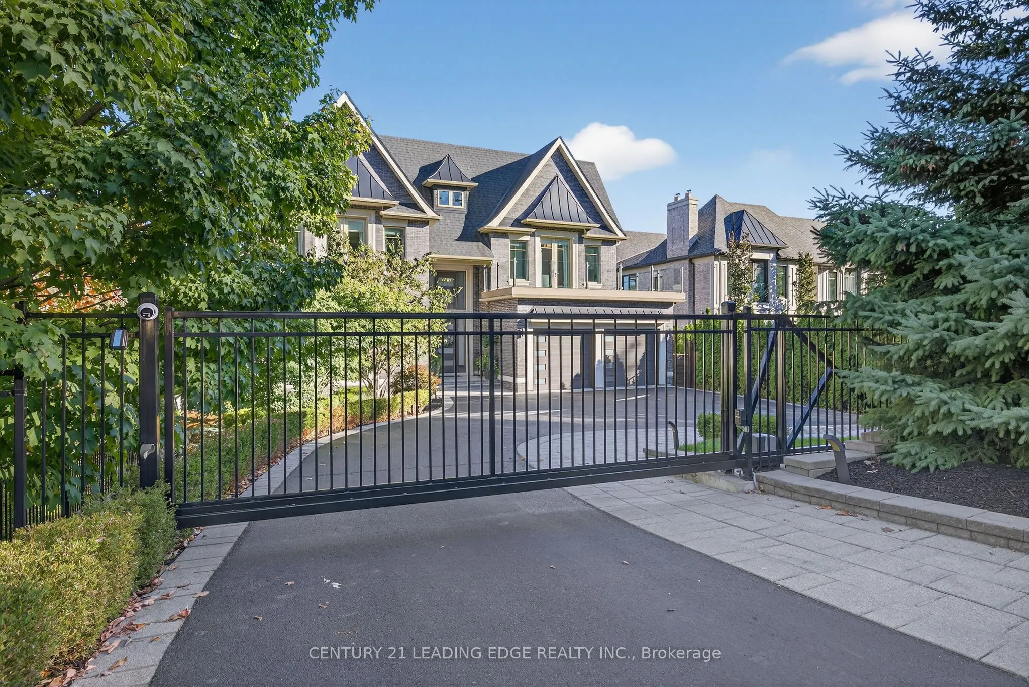185 Edenbridge Drive