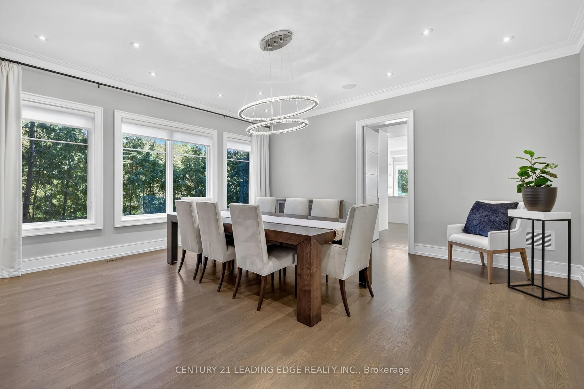 185 Edenbridge Drive